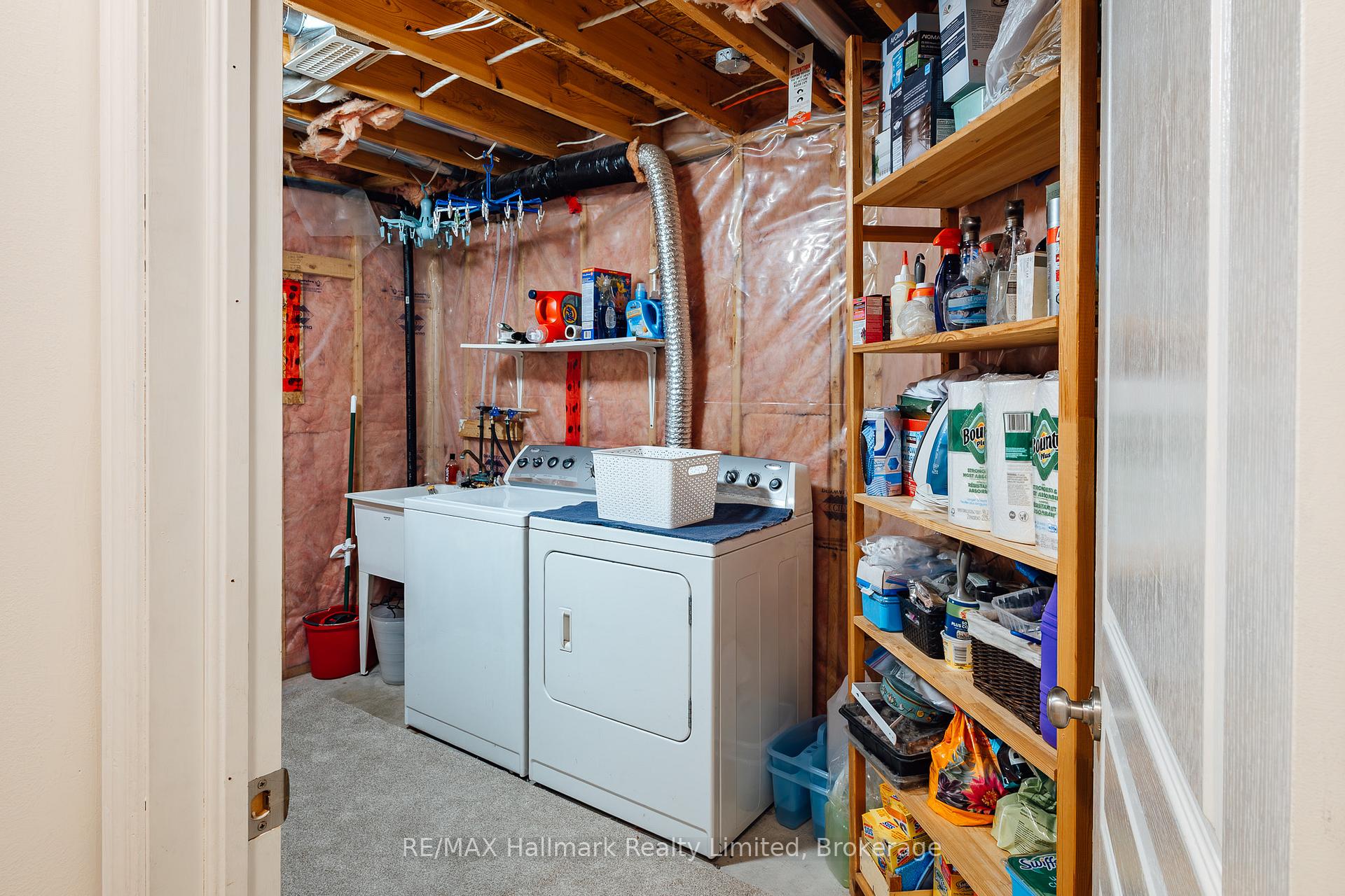 Photo 28 of 27 Wilkie Crescent, Guelph, Pineridge/Westminster Woods — HOMEH