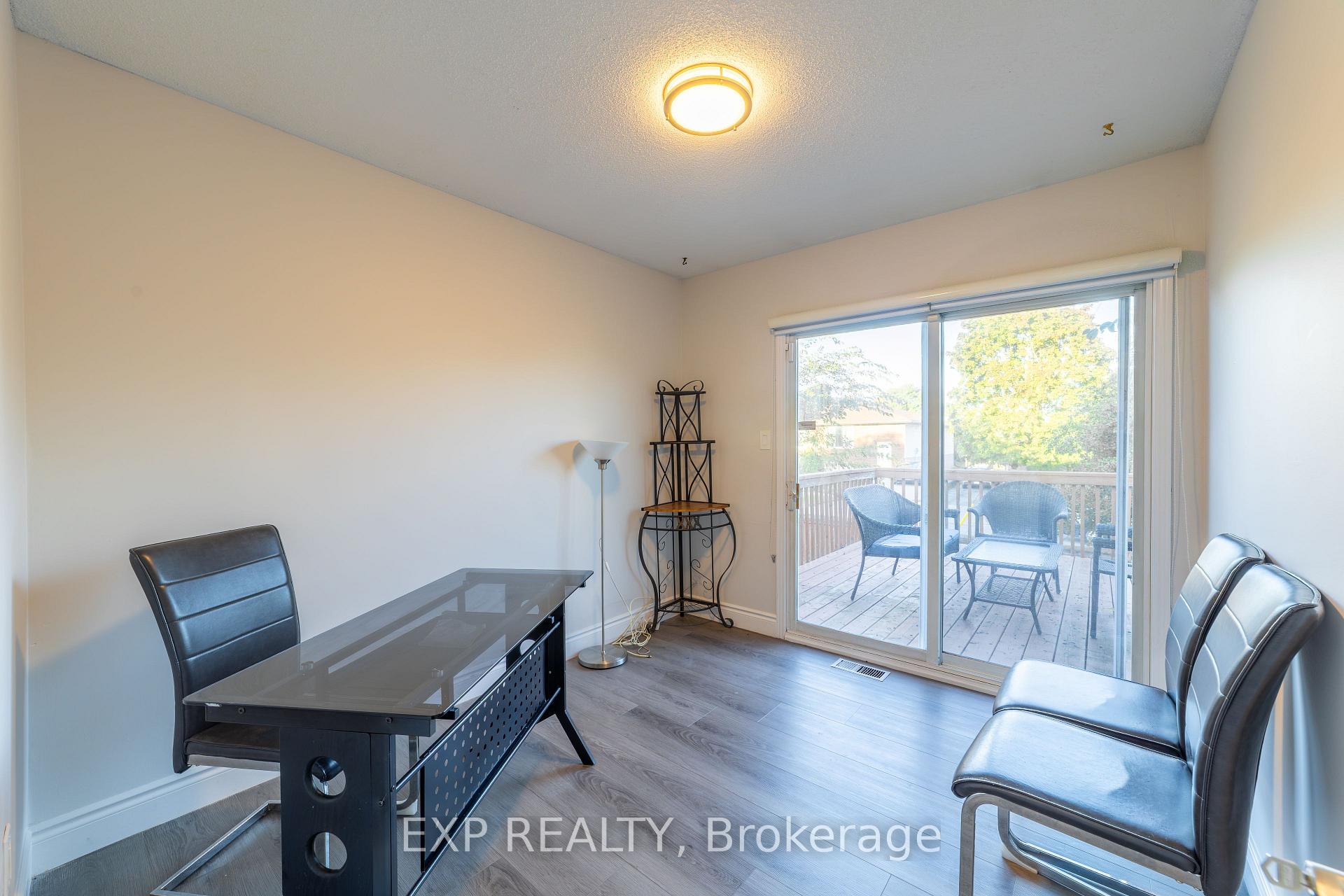 Photo 12 of 137 Nickolas Crescent, Cambridge, Silver Heights — HOMEH
