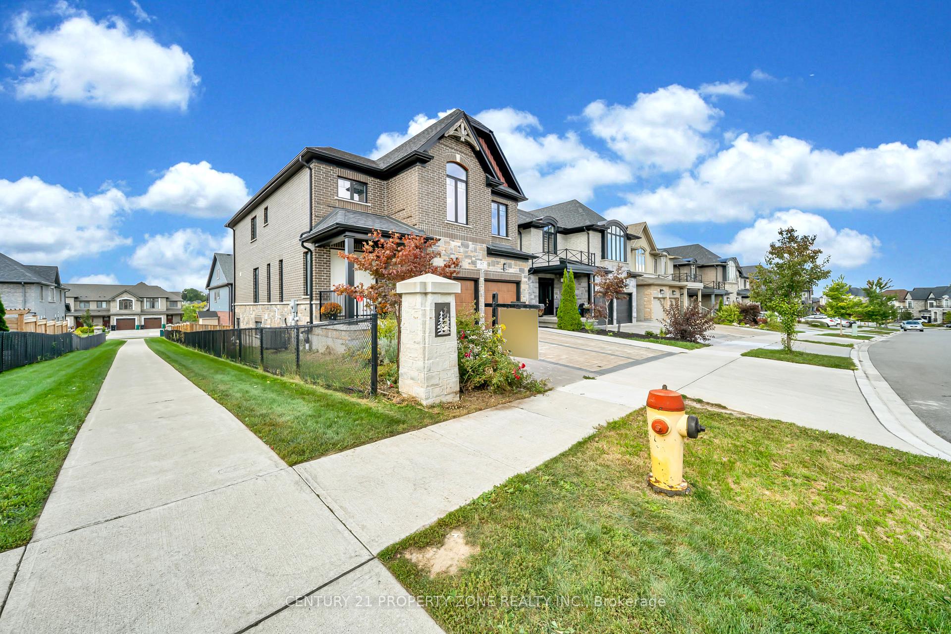 Photo 11 of 187 Forest Creek Drive, Kitchener, Pioneer Park/Doon/Wyldwoods — HOMEH