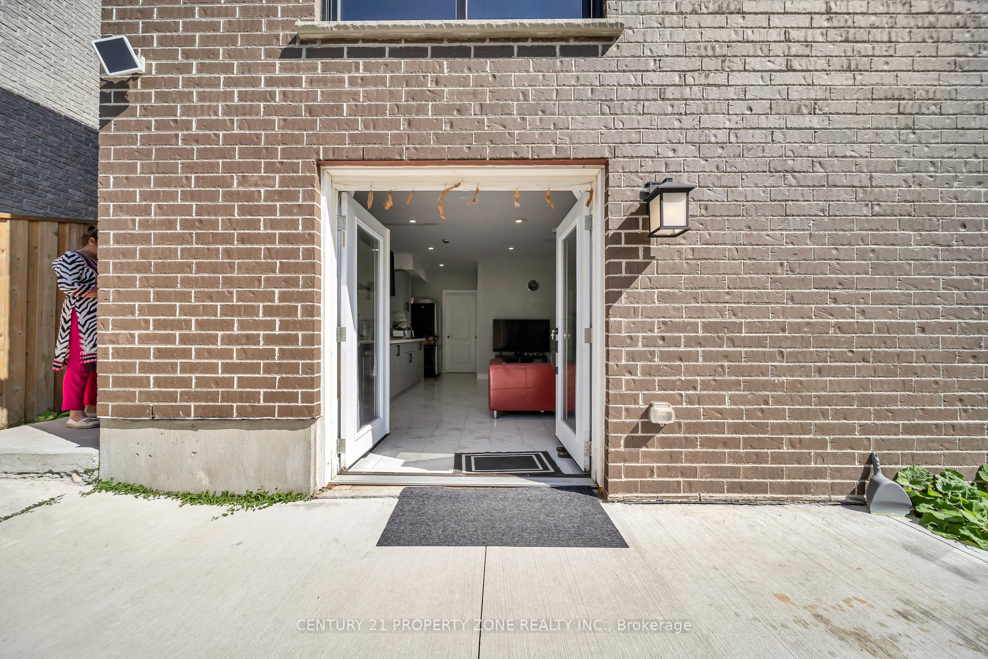Photo 45 of 187 Forest Creek Drive, Kitchener, Pioneer Park/Doon/Wyldwoods — HOMEH