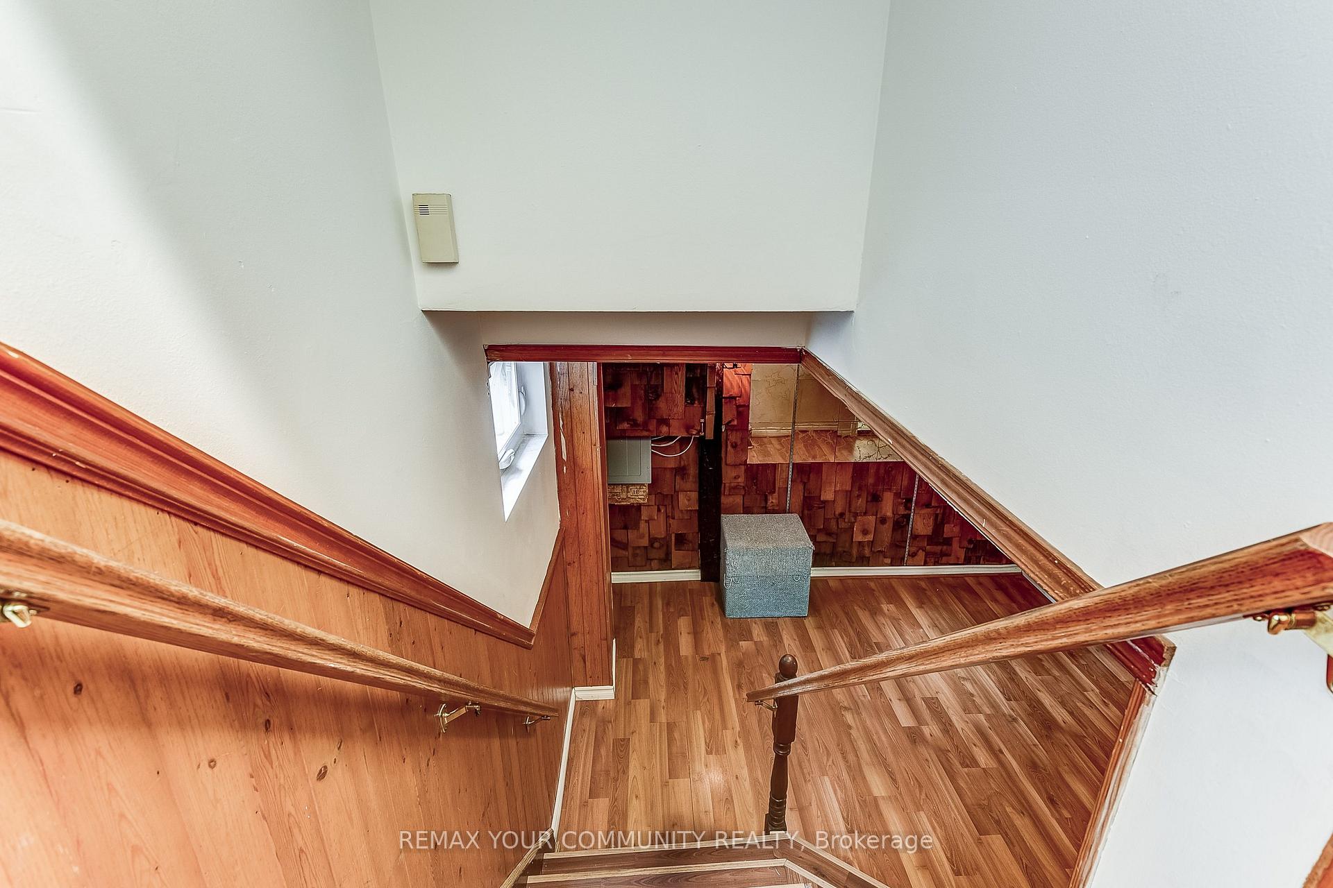 Photo 16 of 53 Glory Crescent, Scarborough, West Hill — HOMEH