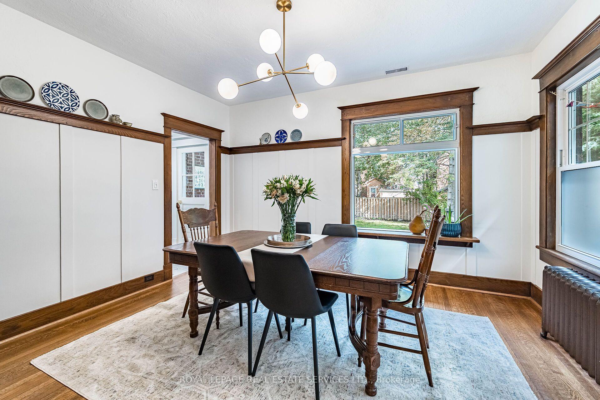 Photo 18 of 21 Eastbourne Crescent, Etobicoke, Mimico — HOMEH