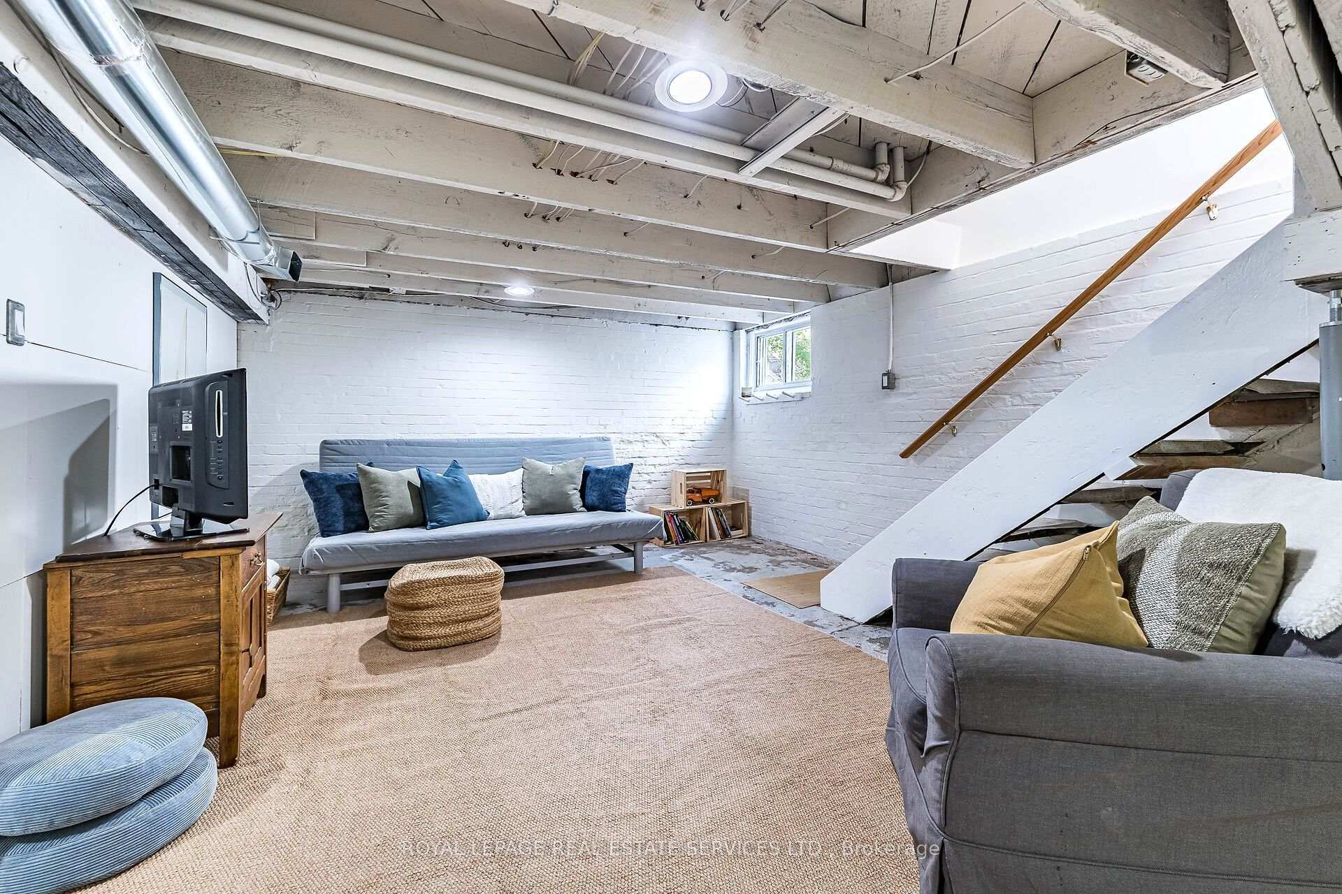 Photo 40 of 21 Eastbourne Crescent, Etobicoke, Mimico — HOMEH