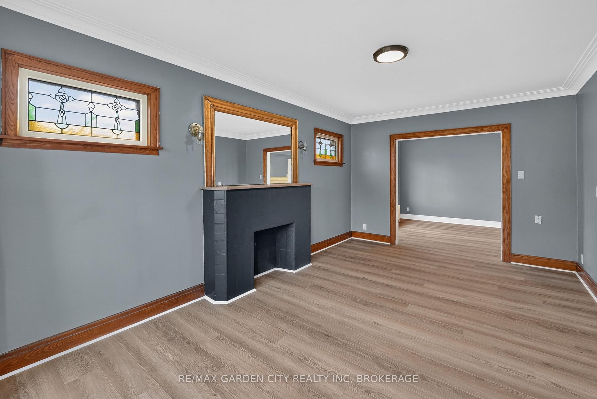 Photo 7 of 74 Wiley Street, St. Catharines, Downtown — HOMEH