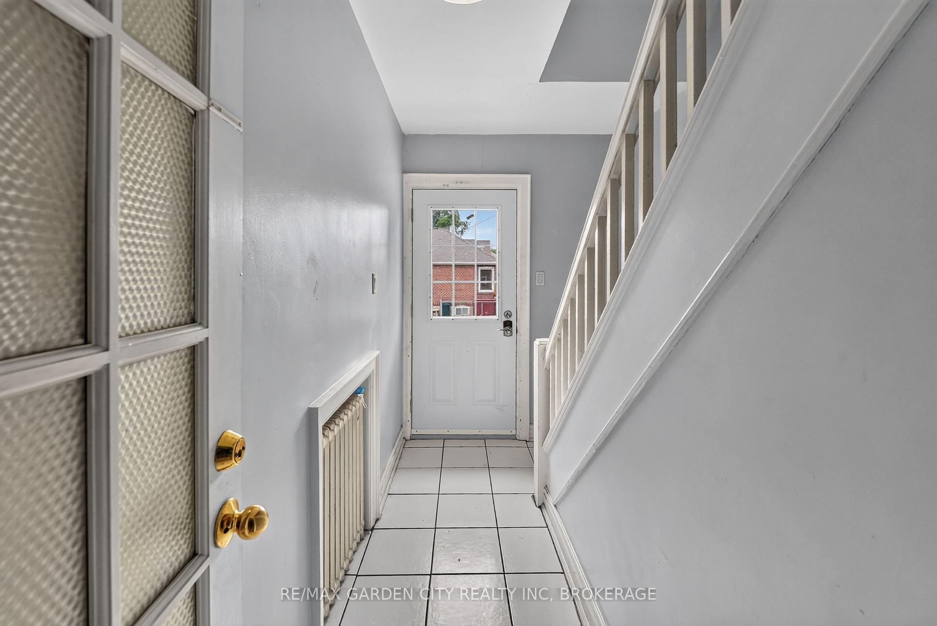 Photo 16 of 74 Wiley Street, St. Catharines, Downtown — HOMEH