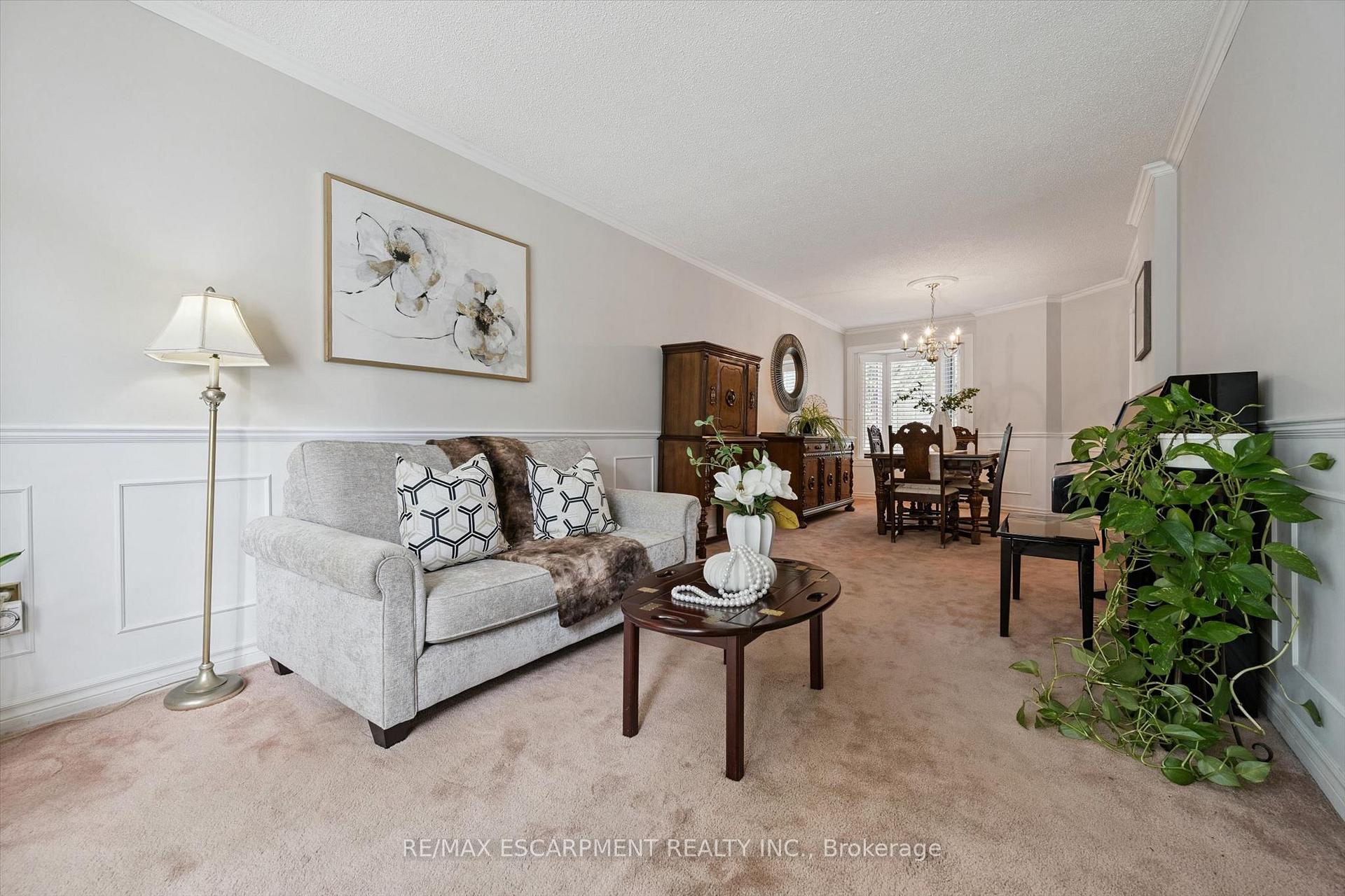 Photo 12 of 2203 Robin Drive, Mississauga, Sheridan — HOMEH