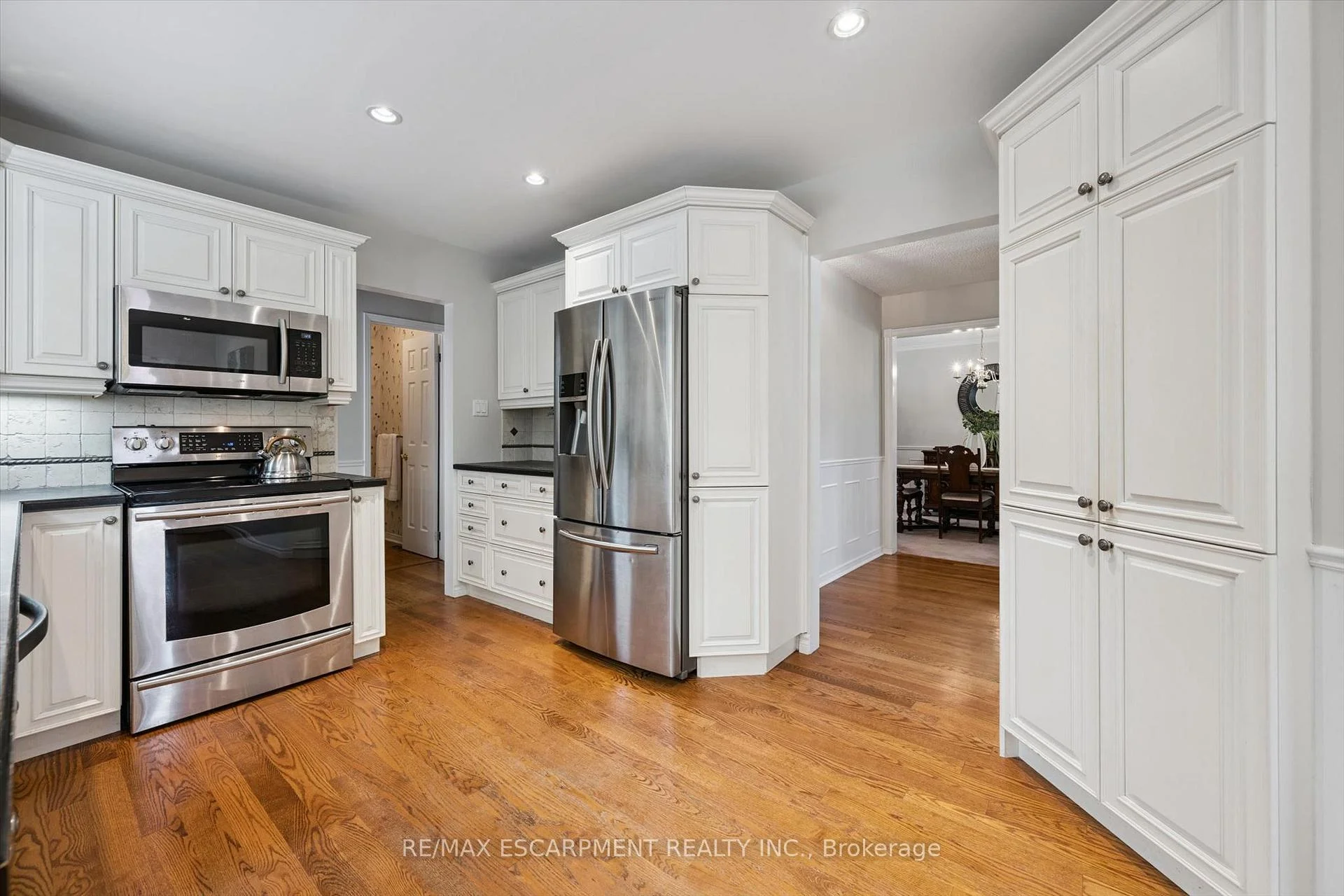 Photo 32 of 2203 Robin Drive, Mississauga, Sheridan — HOMEH