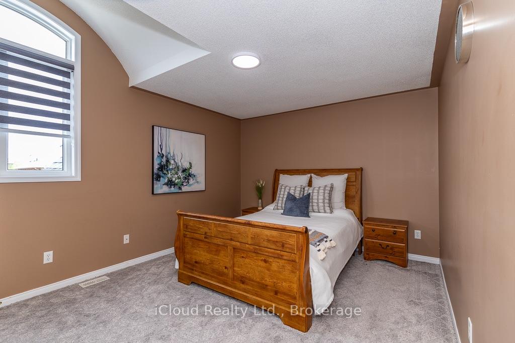 Photo 17 of 3340 Ferris Street, Burlington, Alton — HOMEH