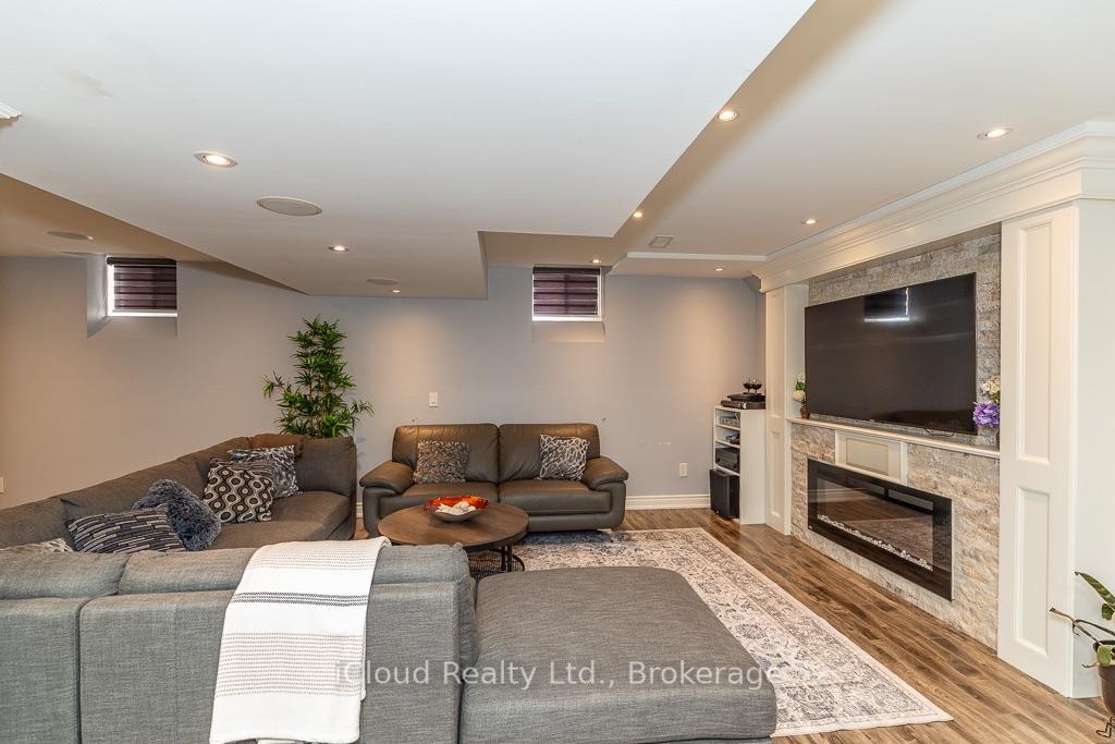 Photo 31 of 3340 Ferris Street, Burlington, Alton — HOMEH