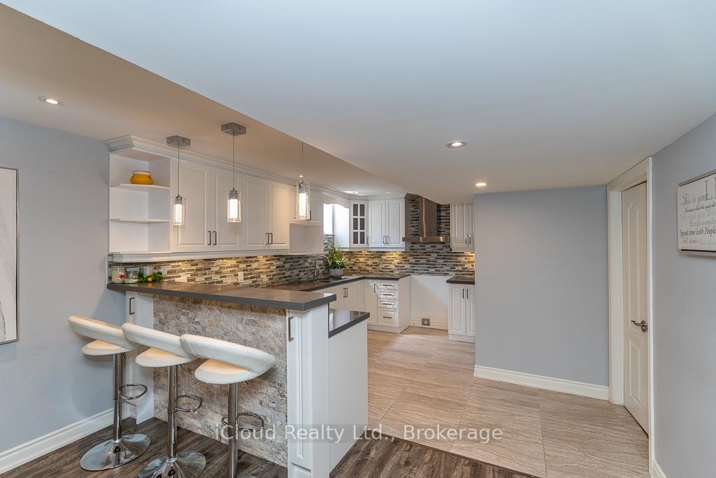 Photo 34 of 3340 Ferris Street, Burlington, Alton — HOMEH