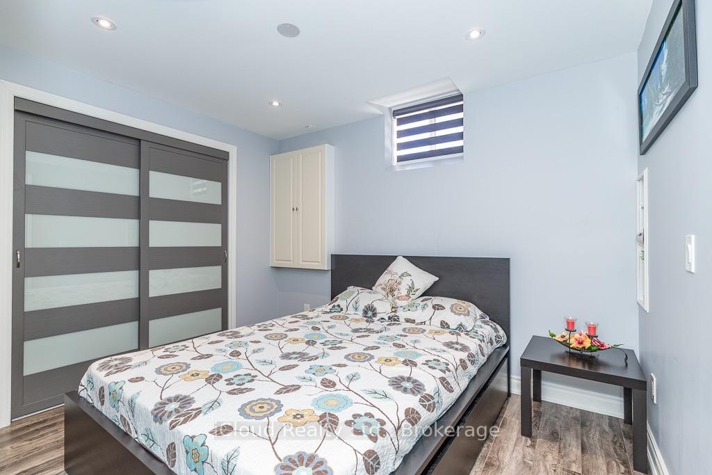 Photo 37 of 3340 Ferris Street, Burlington, Alton — HOMEH