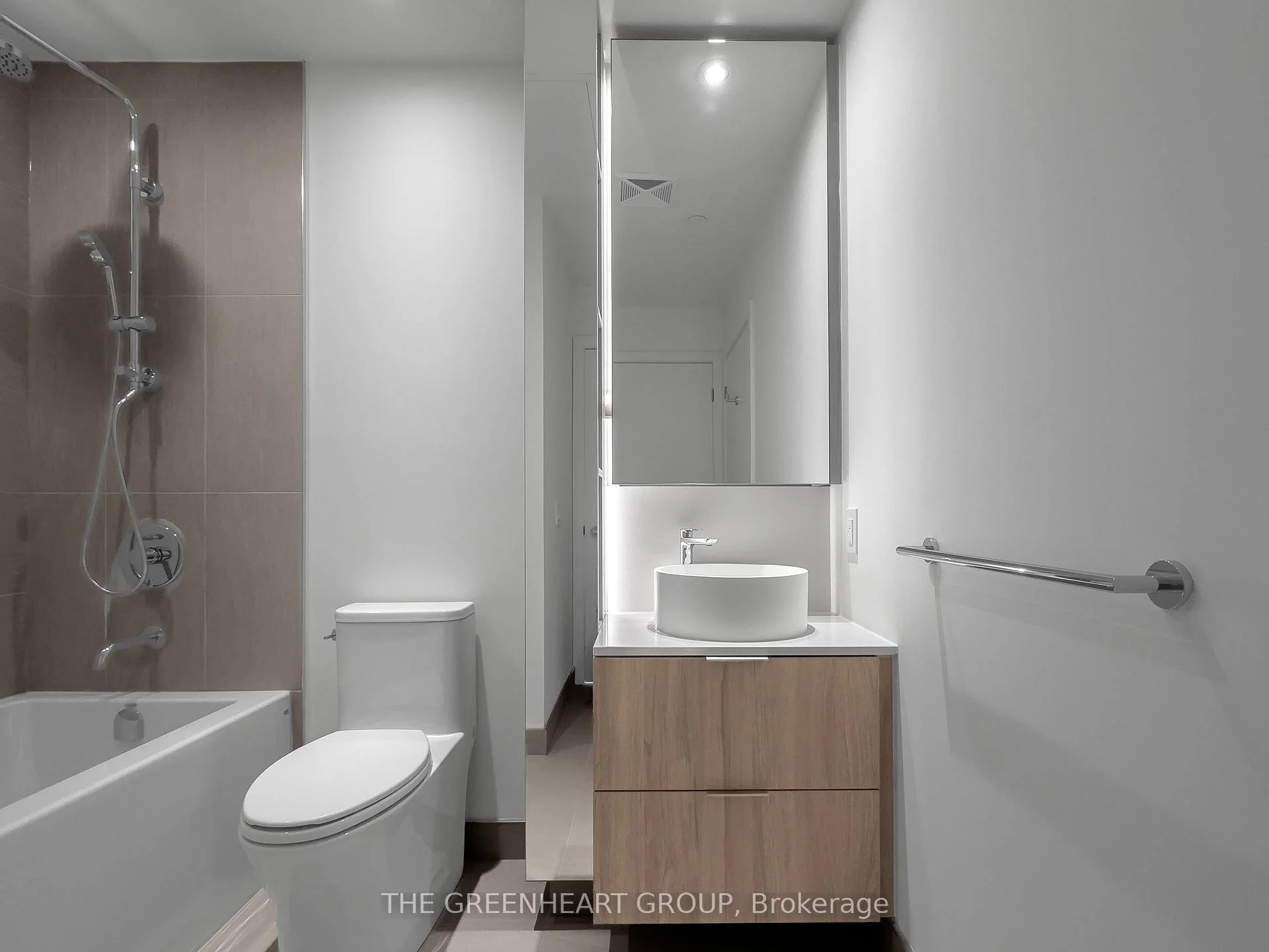 Photo 17 of Unit 217, 28 Ann Street, Mississauga, Port Credit — HOMEH