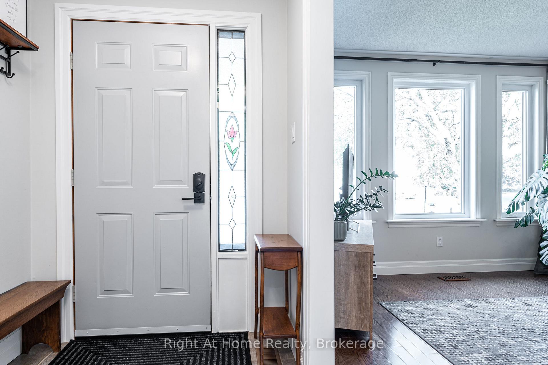 Photo 4 of 117 Pleasant Drive, Stratford — HOMEH