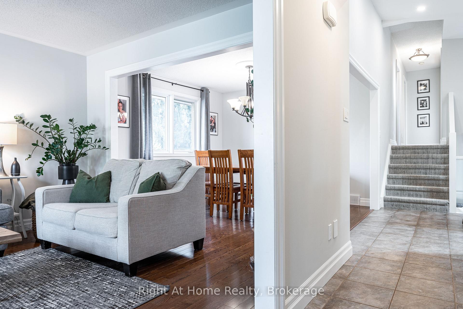 Photo 5 of 117 Pleasant Drive, Stratford — HOMEH