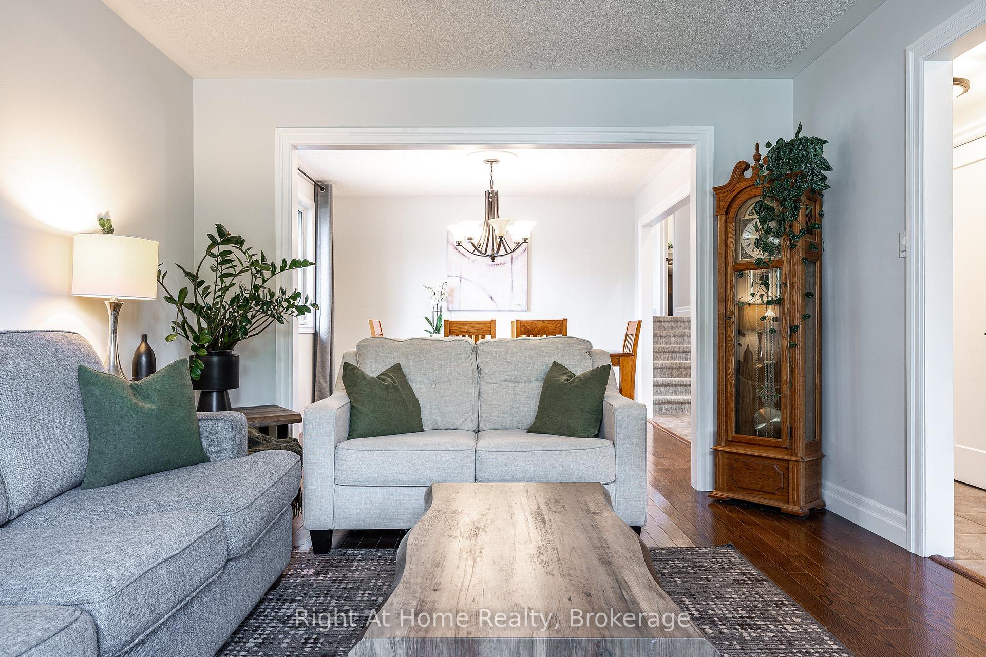 Photo 8 of 117 Pleasant Drive, Stratford — HOMEH