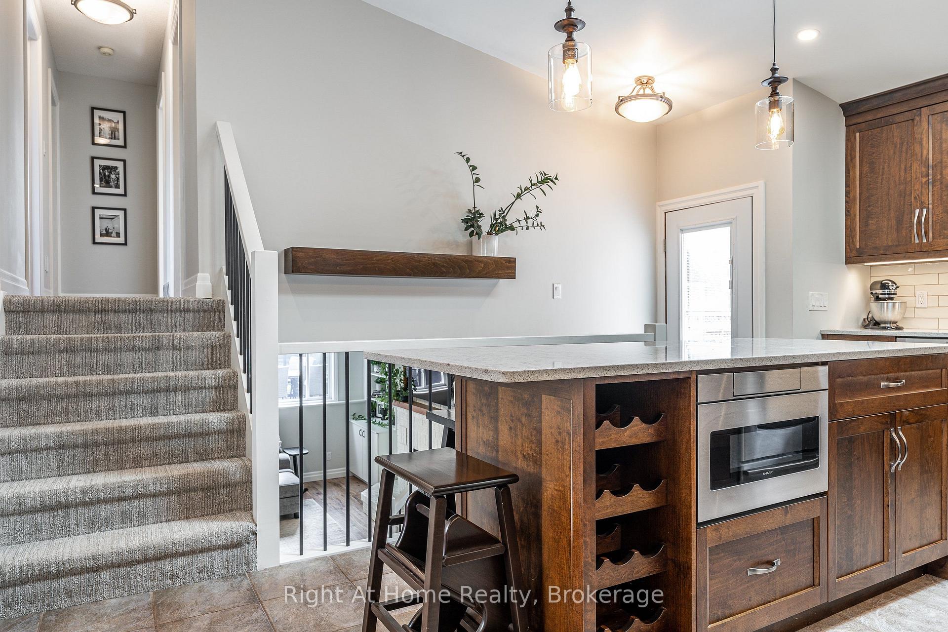Photo 18 of 117 Pleasant Drive, Stratford — HOMEH