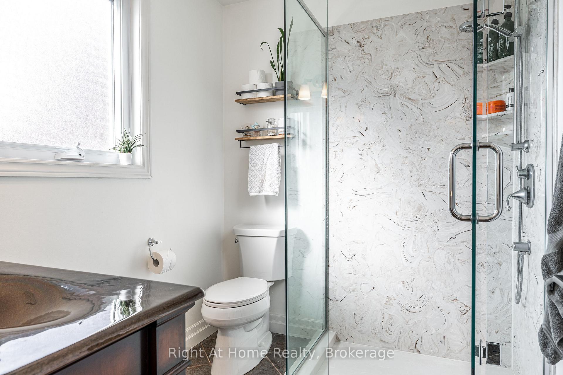 Photo 21 of 117 Pleasant Drive, Stratford — HOMEH