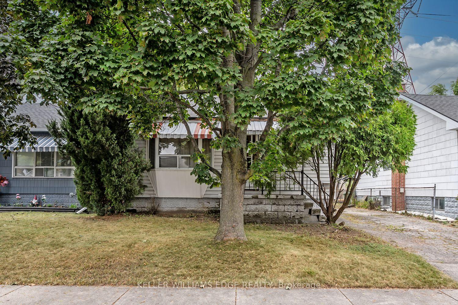 Photo 2 of 129 Selkirk Avenue, Hamilton, Normanhurst — HOMEH
