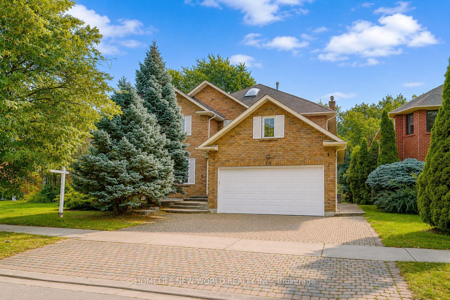 Photo 2 of 51 Leighland Drive, Markham, Unionville — HOMEH