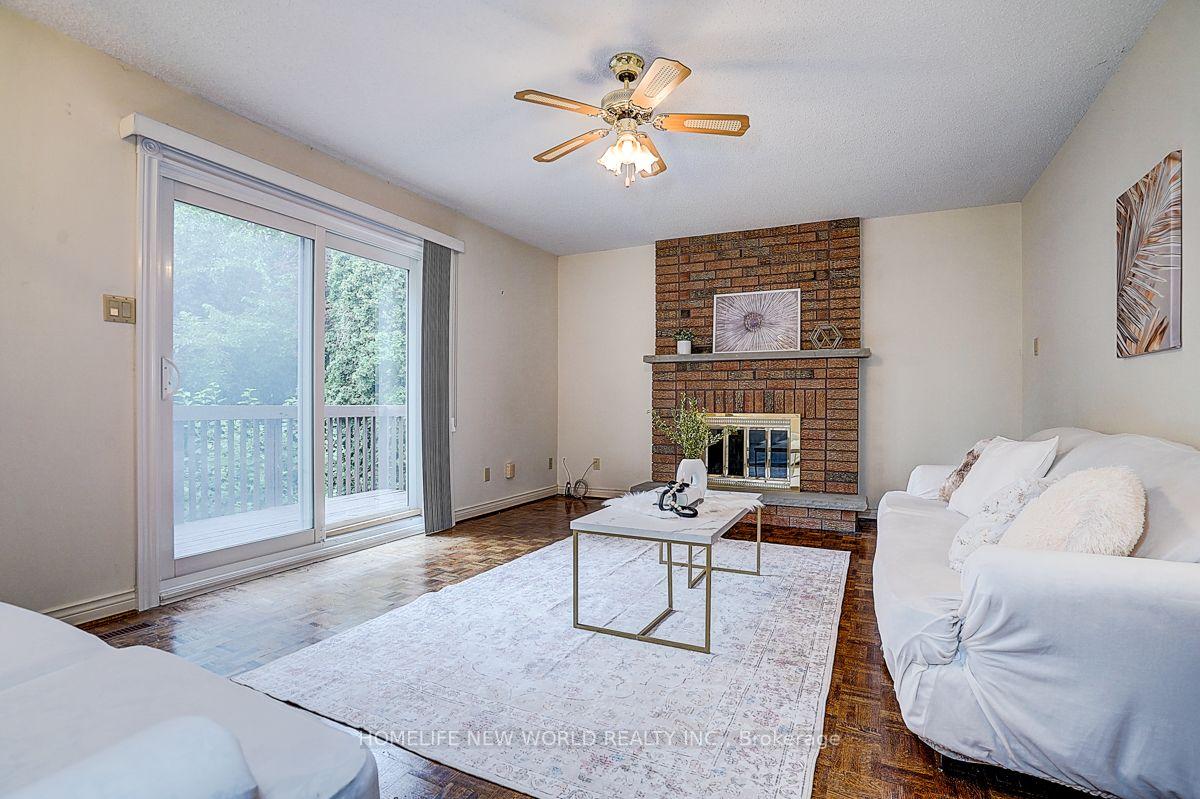 Photo 16 of 51 Leighland Drive, Markham, Unionville — HOMEH