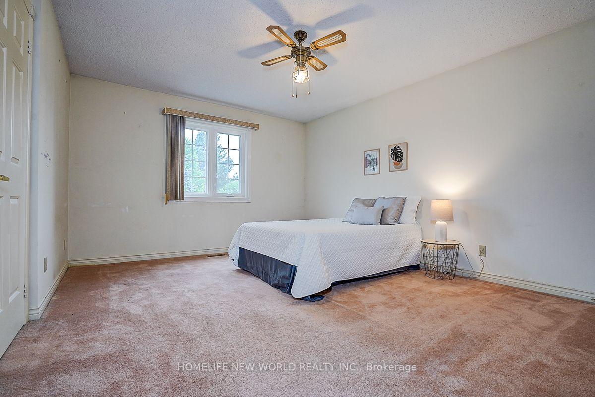 Photo 32 of 51 Leighland Drive, Markham, Unionville — HOMEH