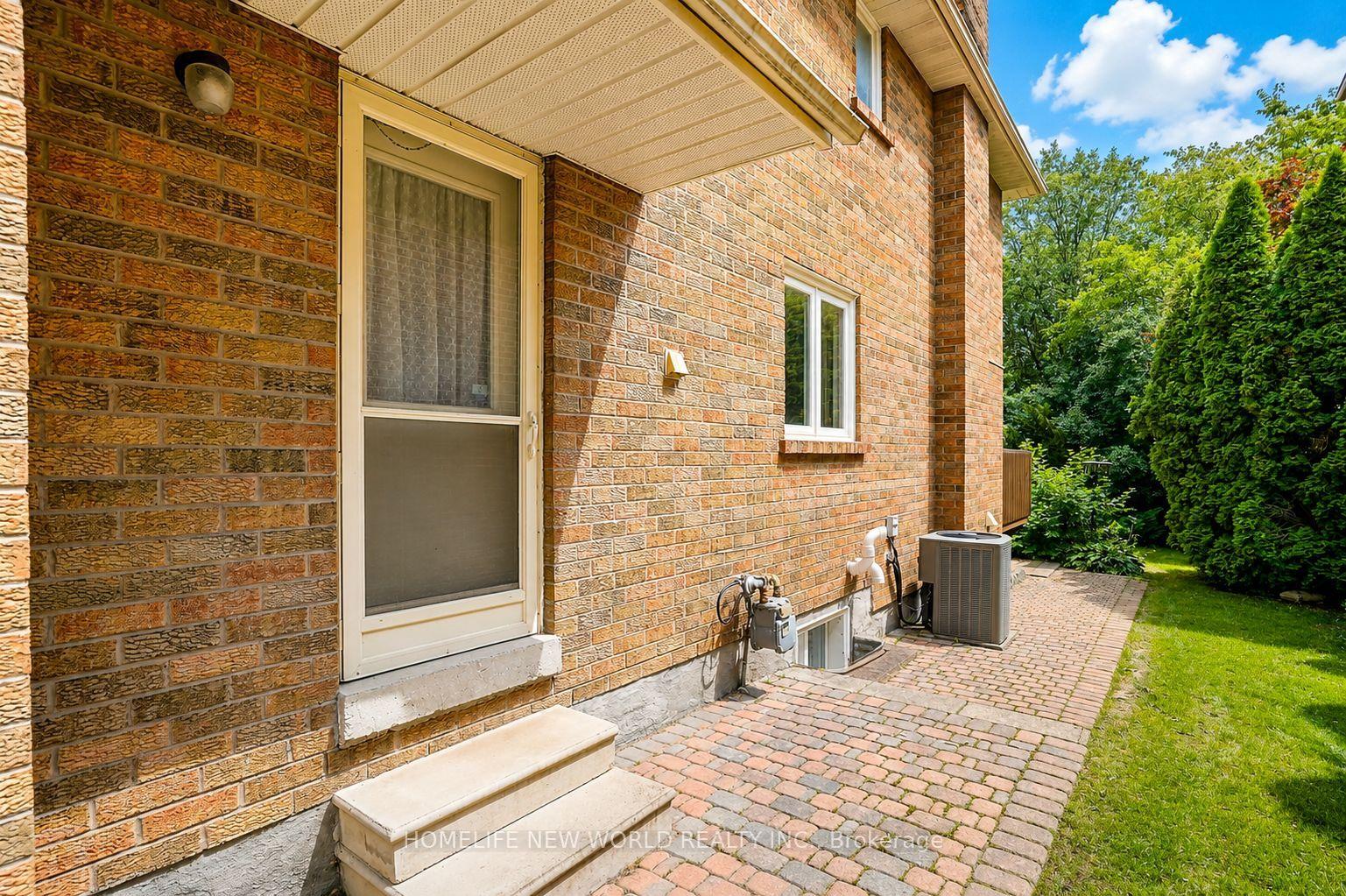 Photo 48 of 51 Leighland Drive, Markham, Unionville — HOMEH