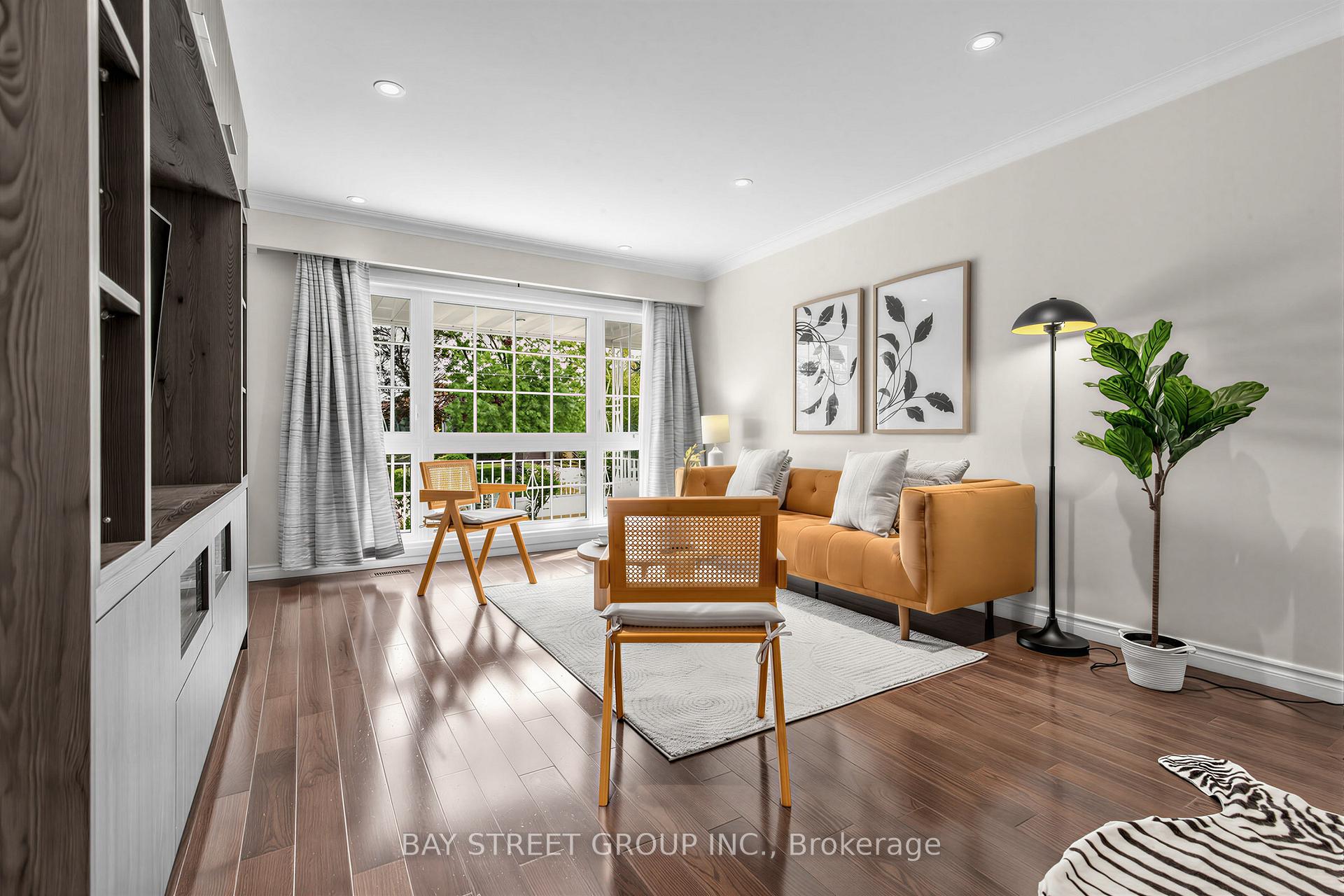 Photo 3 of 8 Amethyst Road, Scarborough, Tam O'Shanter-Sullivan — HOMEH