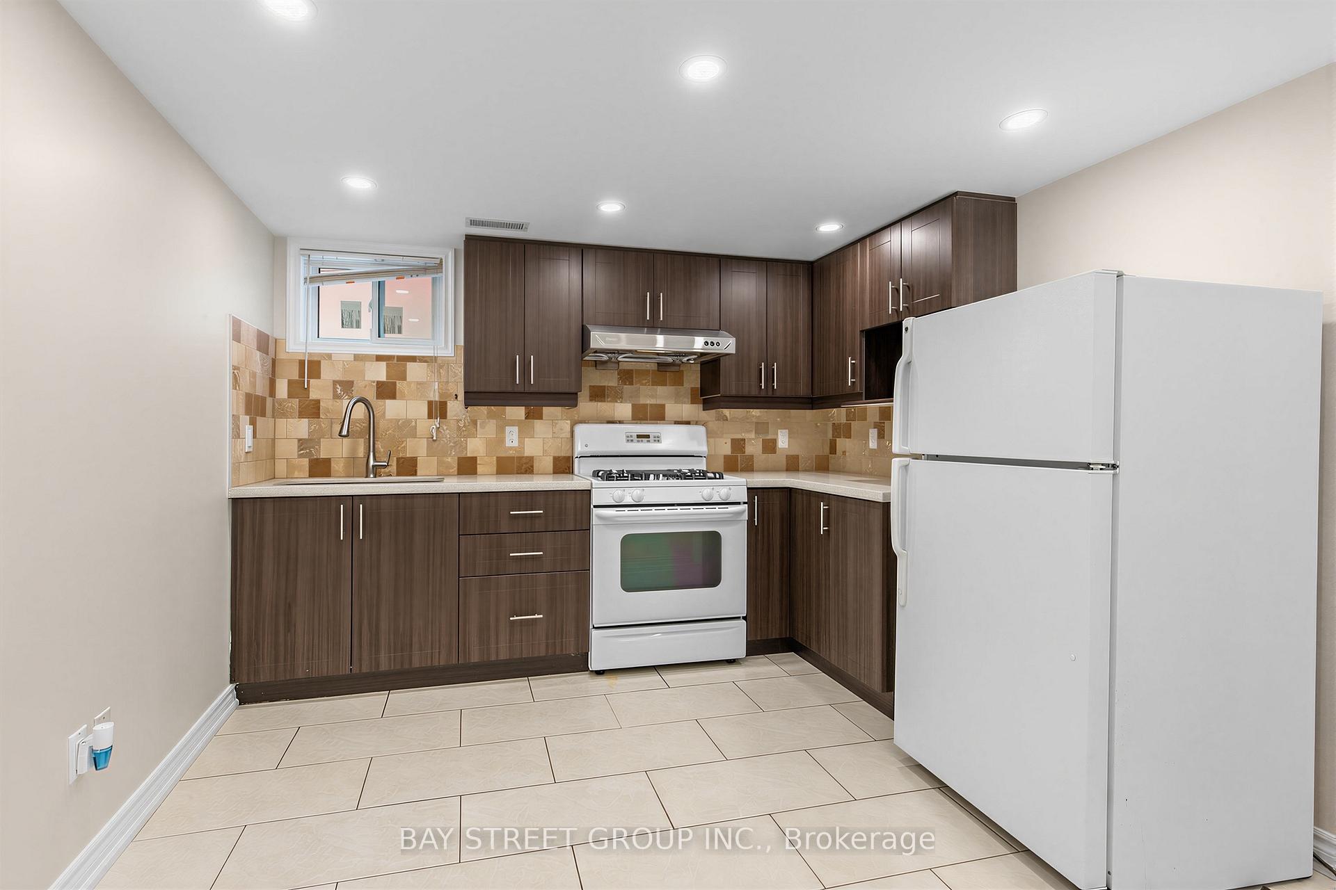 Photo 23 of 8 Amethyst Road, Scarborough, Tam O'Shanter-Sullivan — HOMEH