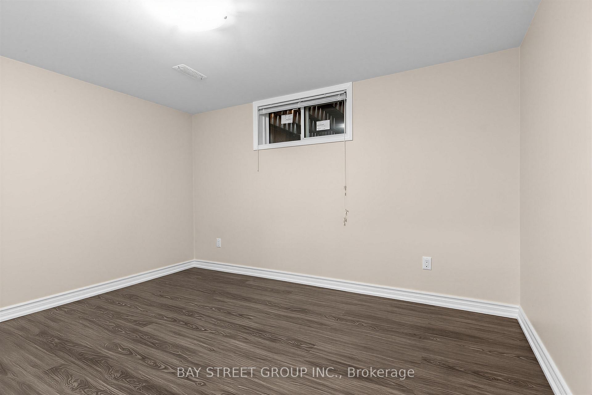 Photo 24 of 8 Amethyst Road, Scarborough, Tam O'Shanter-Sullivan — HOMEH