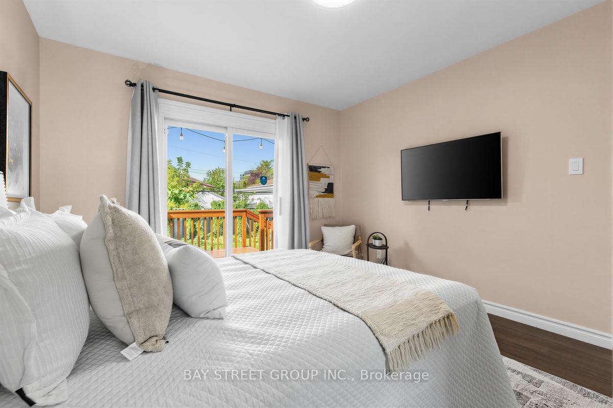 Photo 13 of 8 Amethyst Road, Scarborough, Tam O'Shanter-Sullivan — HOMEH