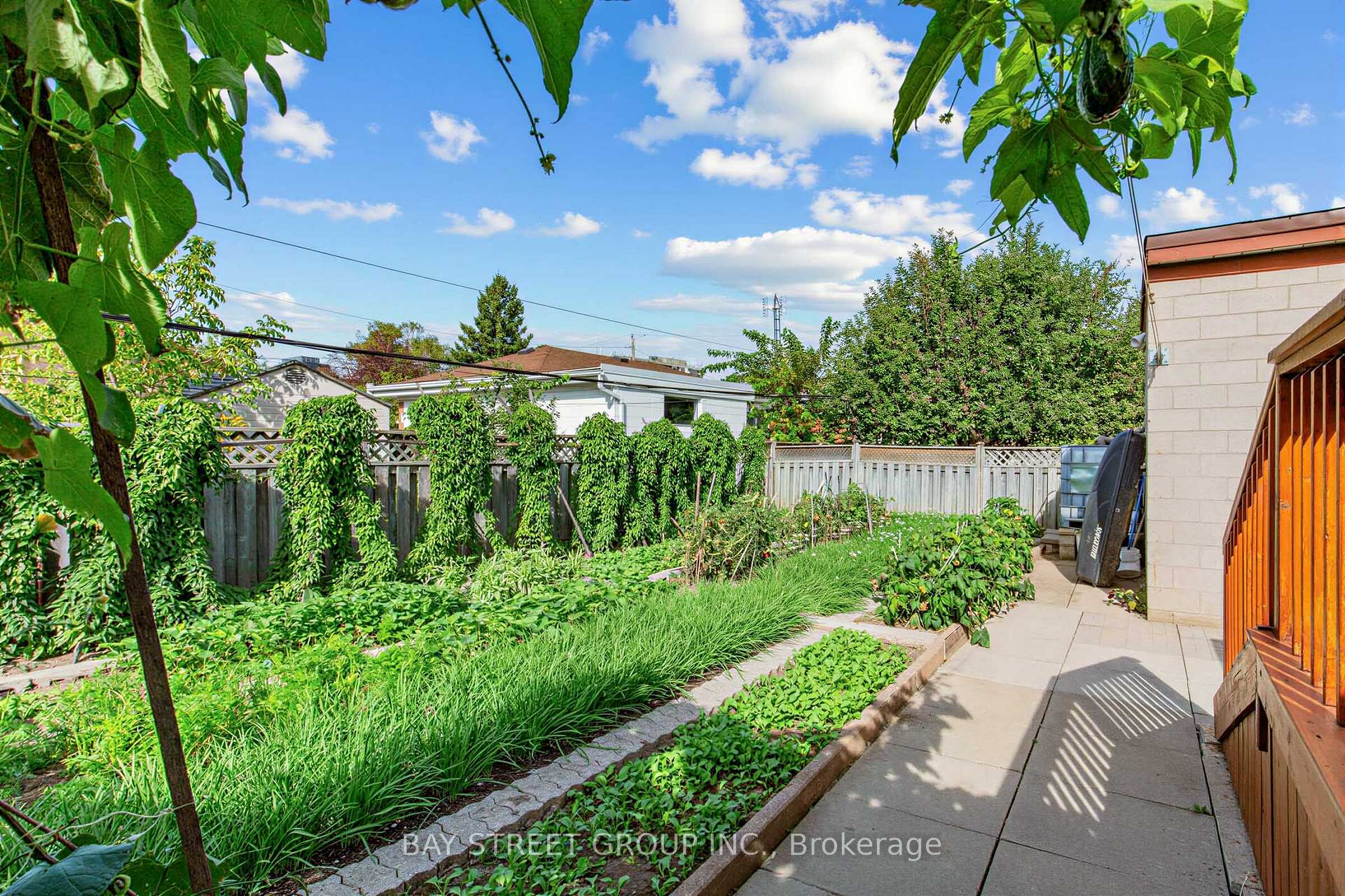 Photo 31 of 8 Amethyst Road, Scarborough, Tam O'Shanter-Sullivan — HOMEH