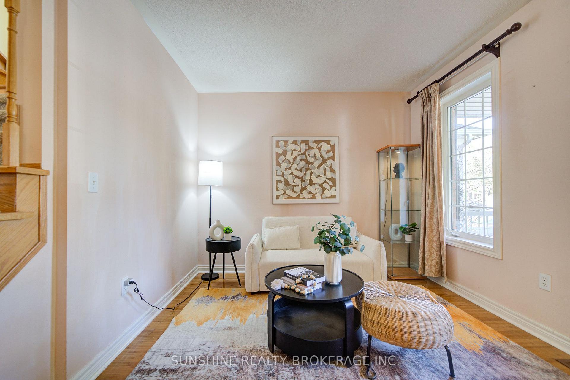 Photo 7 of 77 Sunburst Crescent, Markham, Greensborough — HOMEH