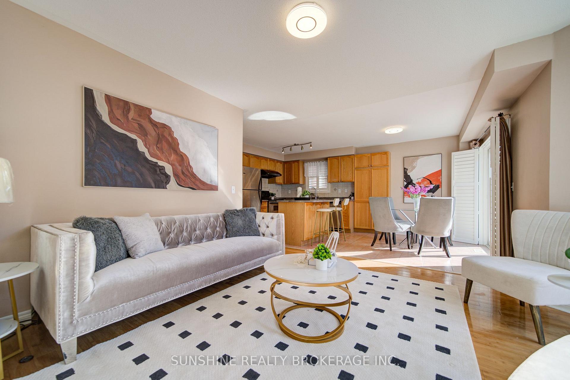 Photo 17 of 77 Sunburst Crescent, Markham, Greensborough — HOMEH