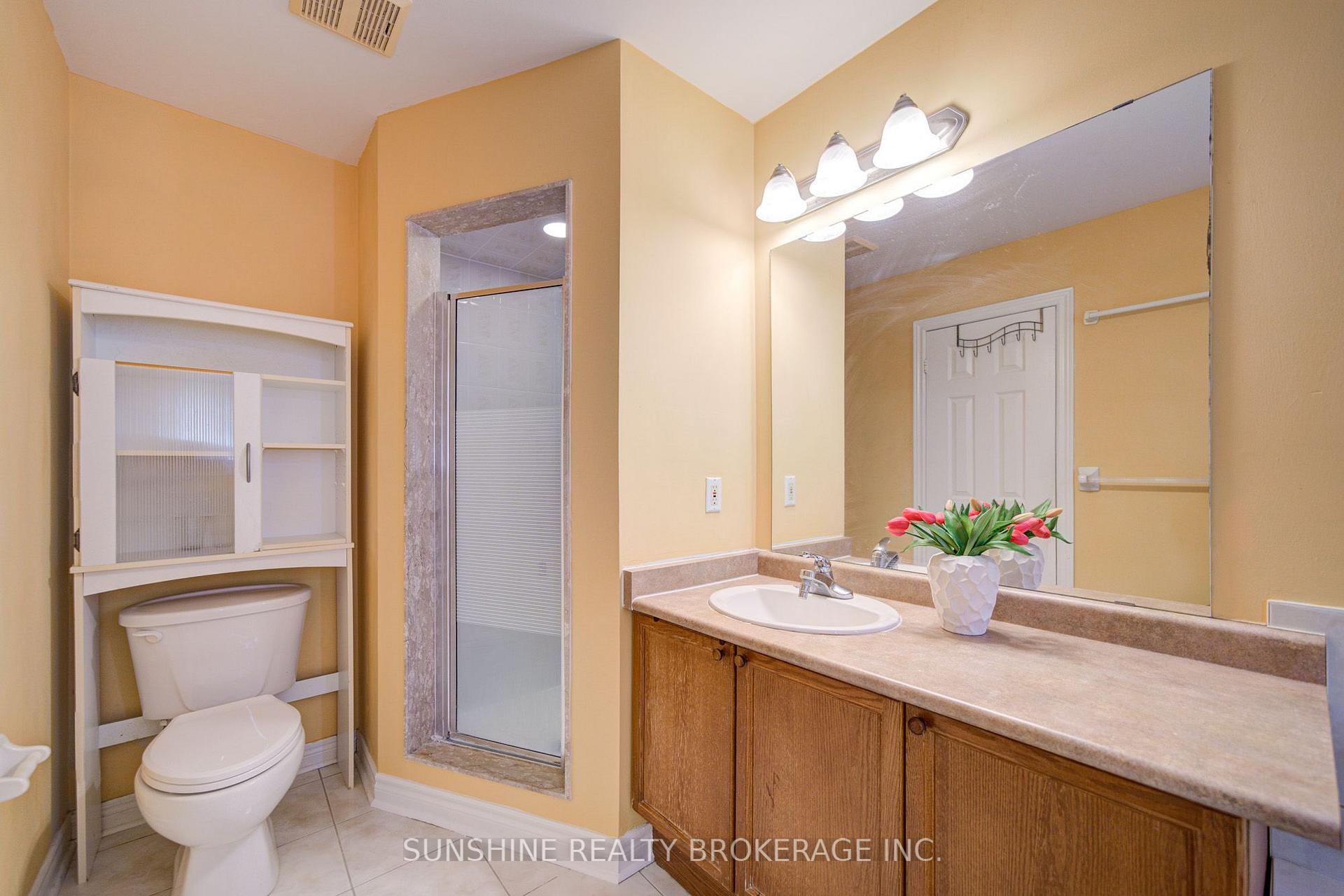 Photo 23 of 77 Sunburst Crescent, Markham, Greensborough — HOMEH