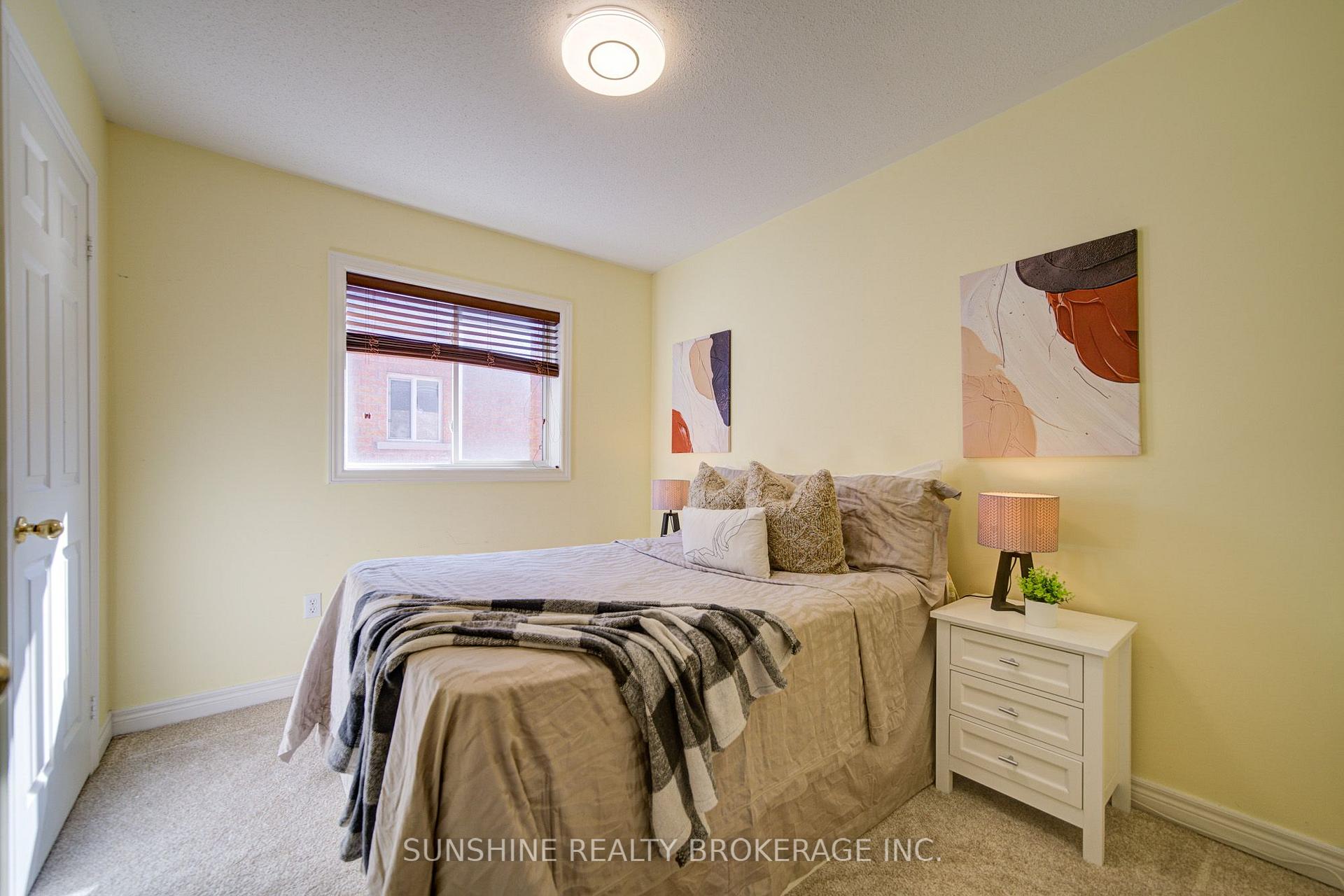 Photo 25 of 77 Sunburst Crescent, Markham, Greensborough — HOMEH