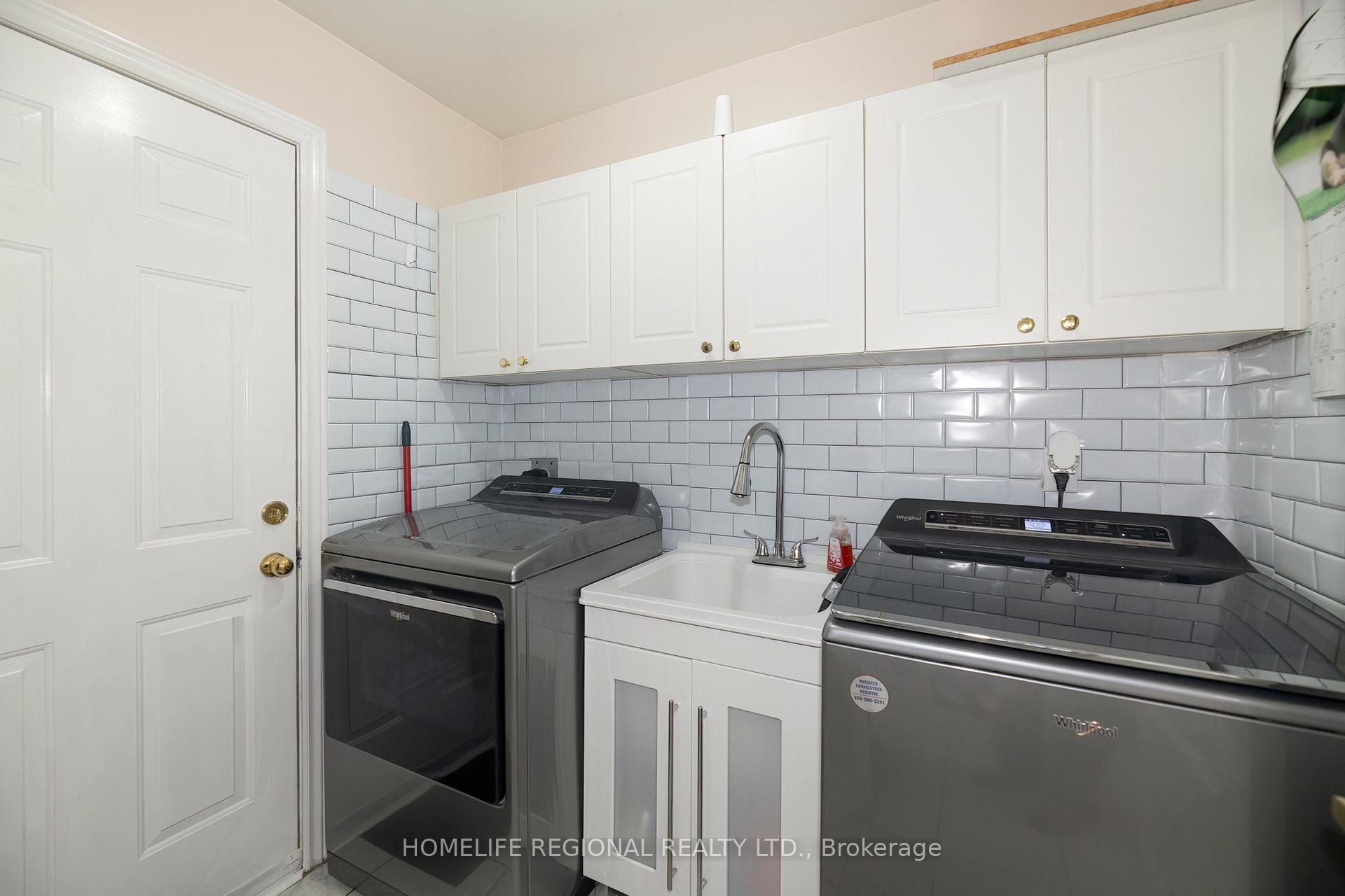 Photo 20 of 40 Arnold Crescent, Whitby, Brooklin — HOMEH