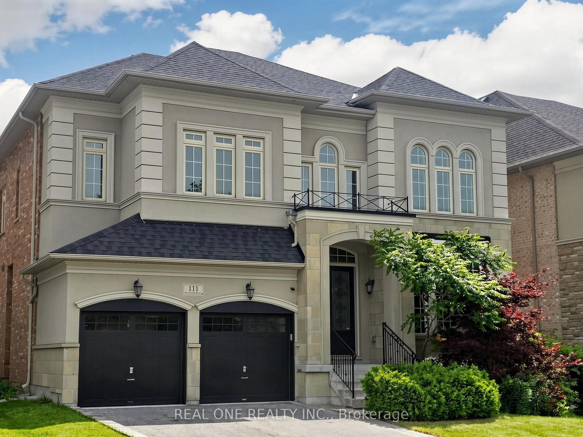 Photo 3 of 111 Headwind Boulevard, Vaughan, Vellore Village — HOMEH