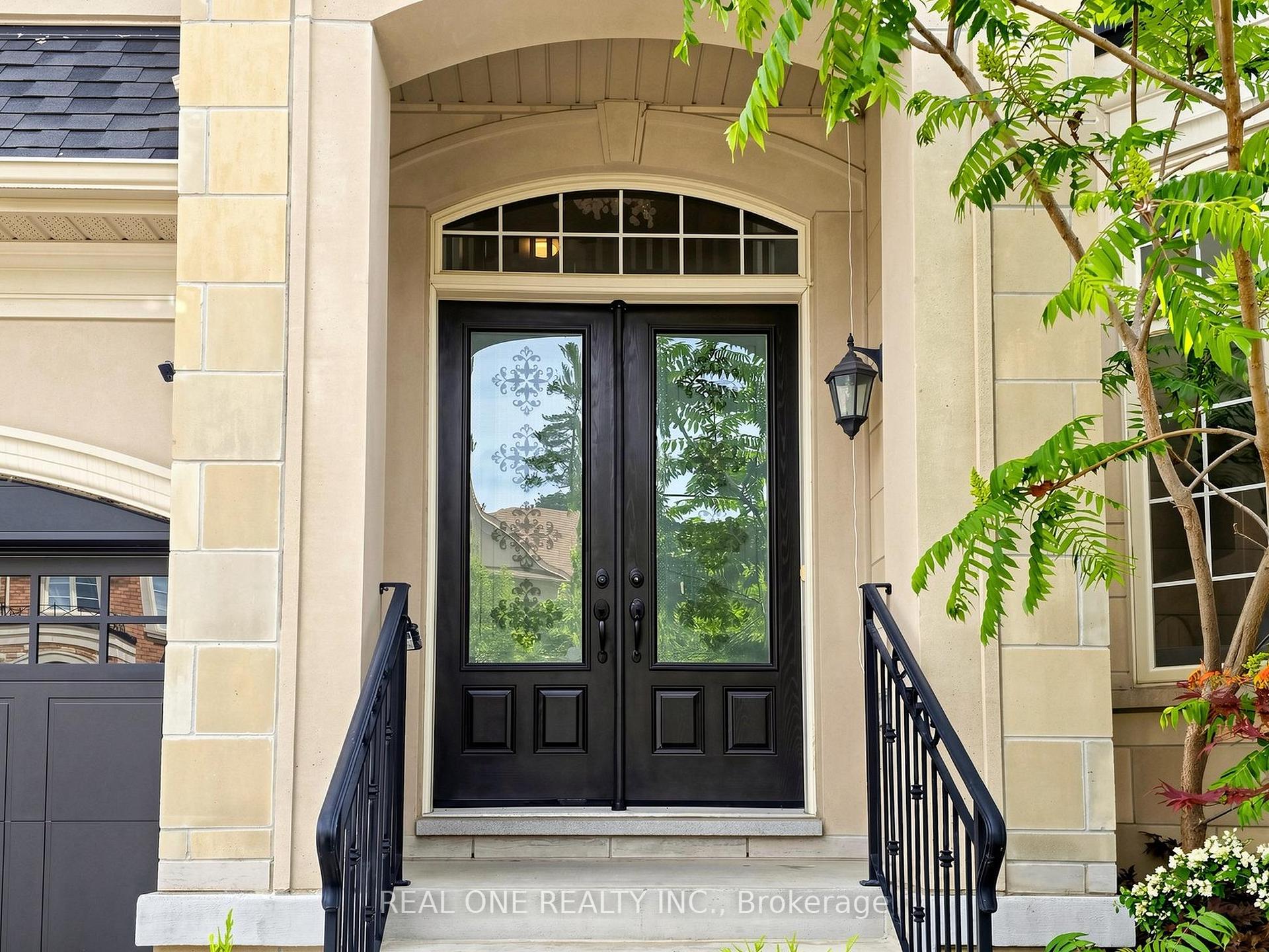 Photo 4 of 111 Headwind Boulevard, Vaughan, Vellore Village — HOMEH