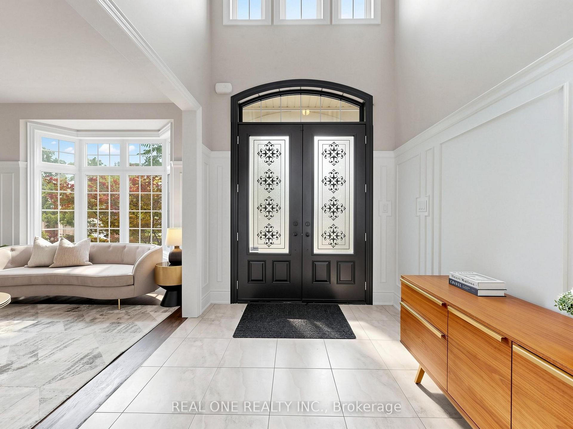 Photo 5 of 111 Headwind Boulevard, Vaughan, Vellore Village — HOMEH