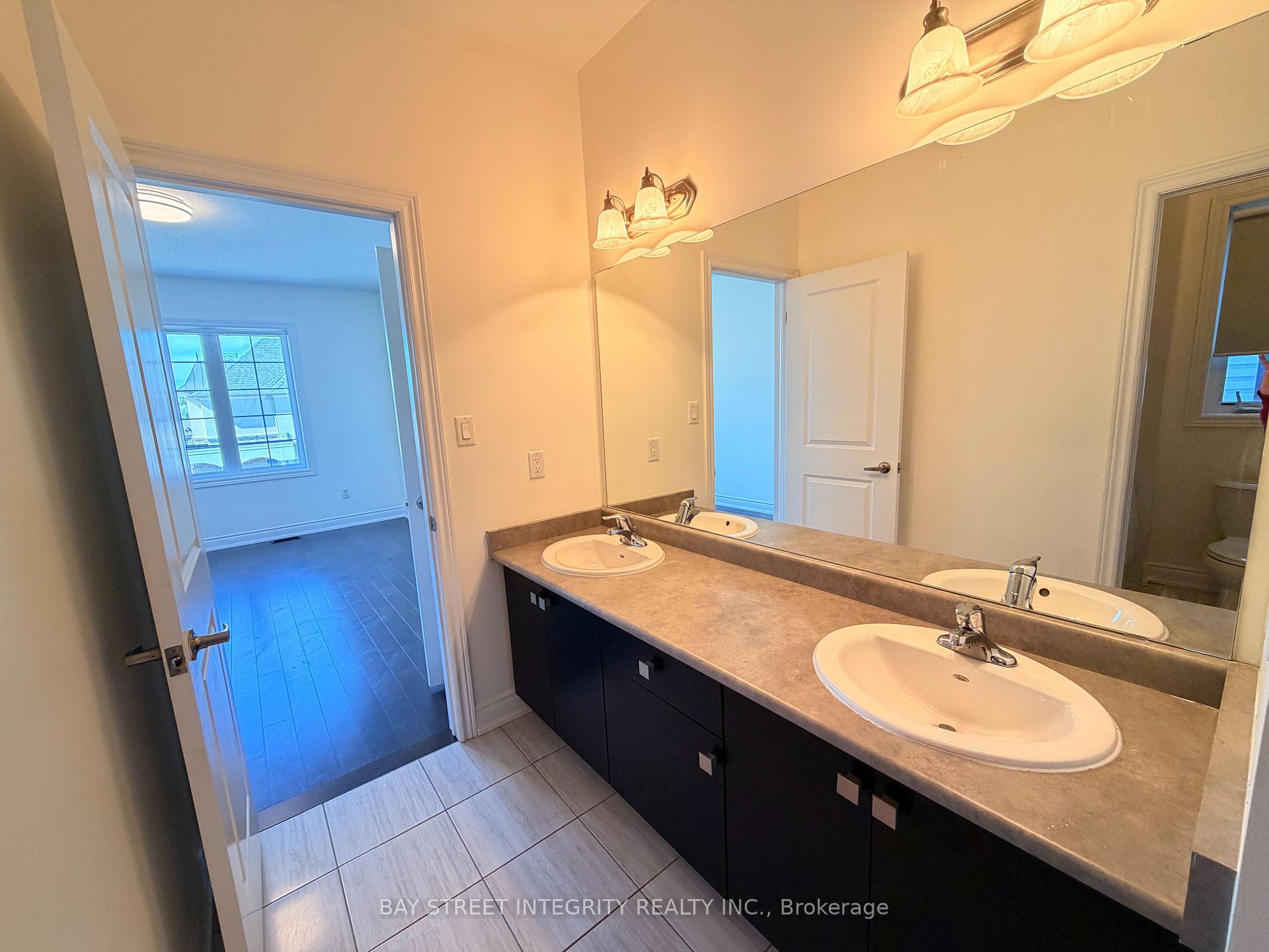 Photo 25 of 61 Cannes Avenue, Vaughan, Vellore Village — HOMEH