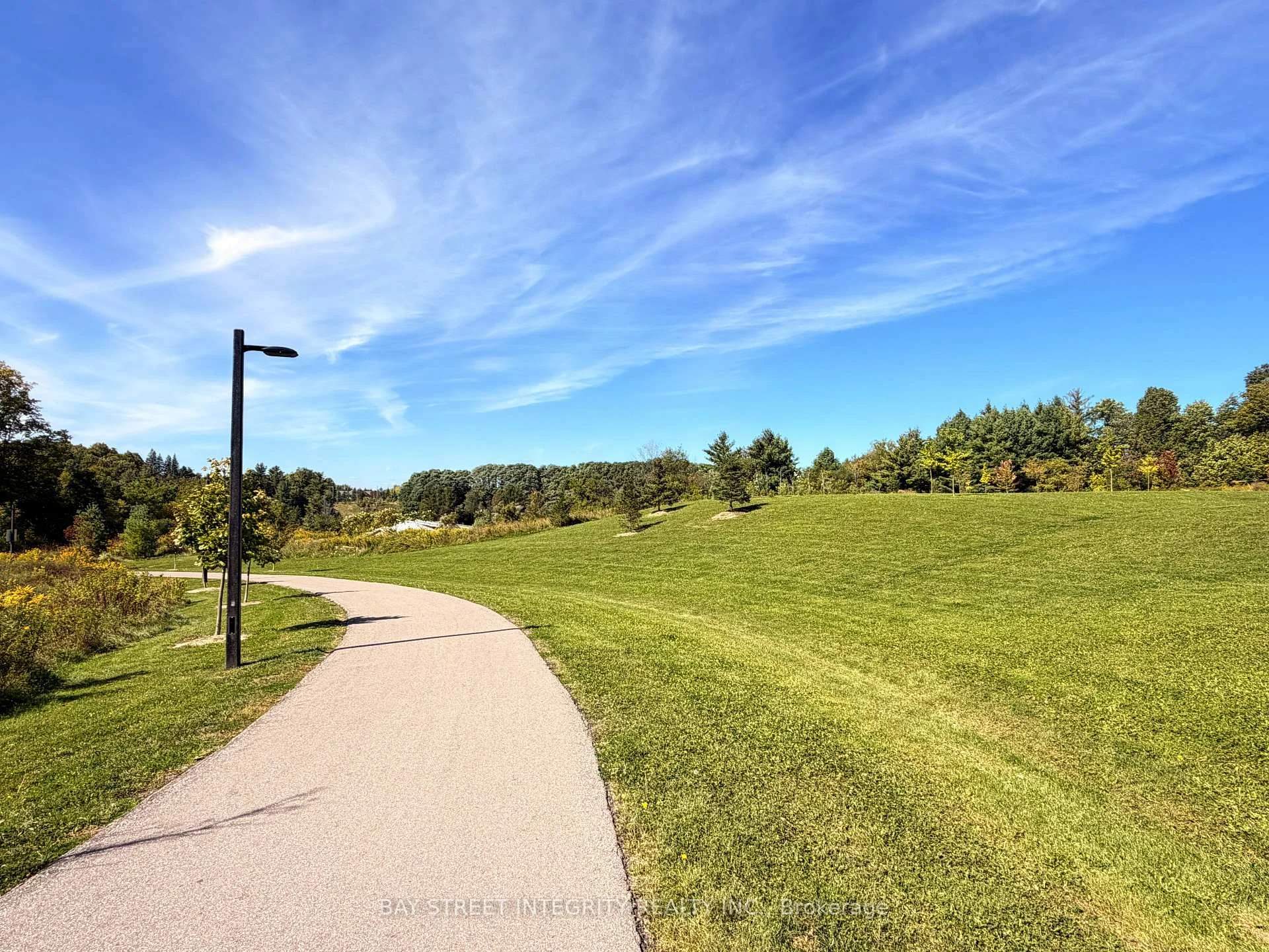 Photo 6 of 61 Cannes Avenue, Vaughan, Vellore Village — HOMEH