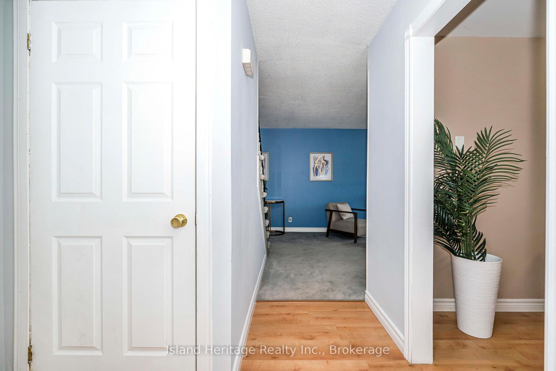 Photo 4 of Unit 3, 730 Cedar Street, Oshawa, Lakeview — HOMEH