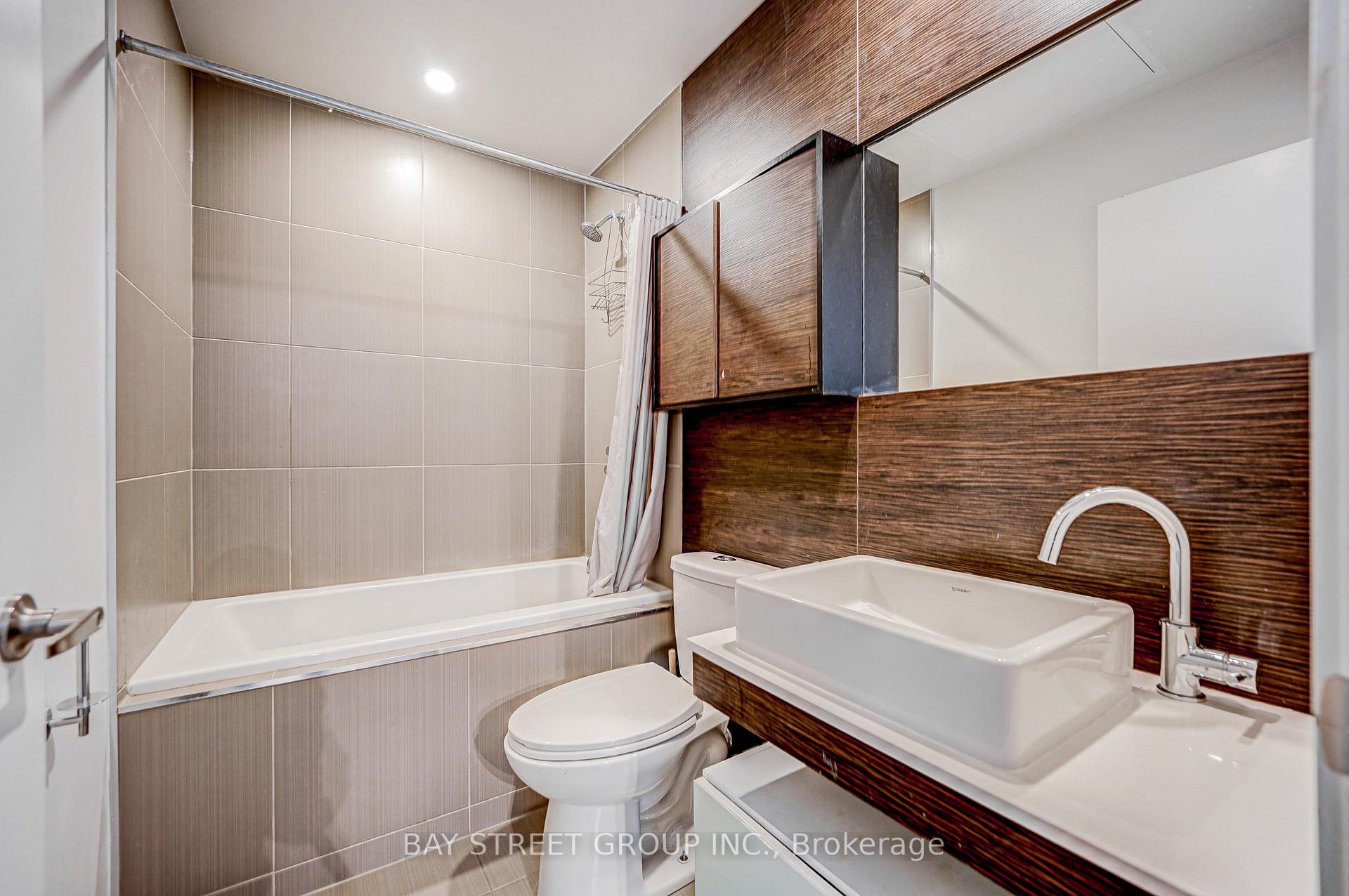 Photo 8 of Unit 609, 75 St Nicholas Street, Toronto, Bay Street Corridor — HOMEH