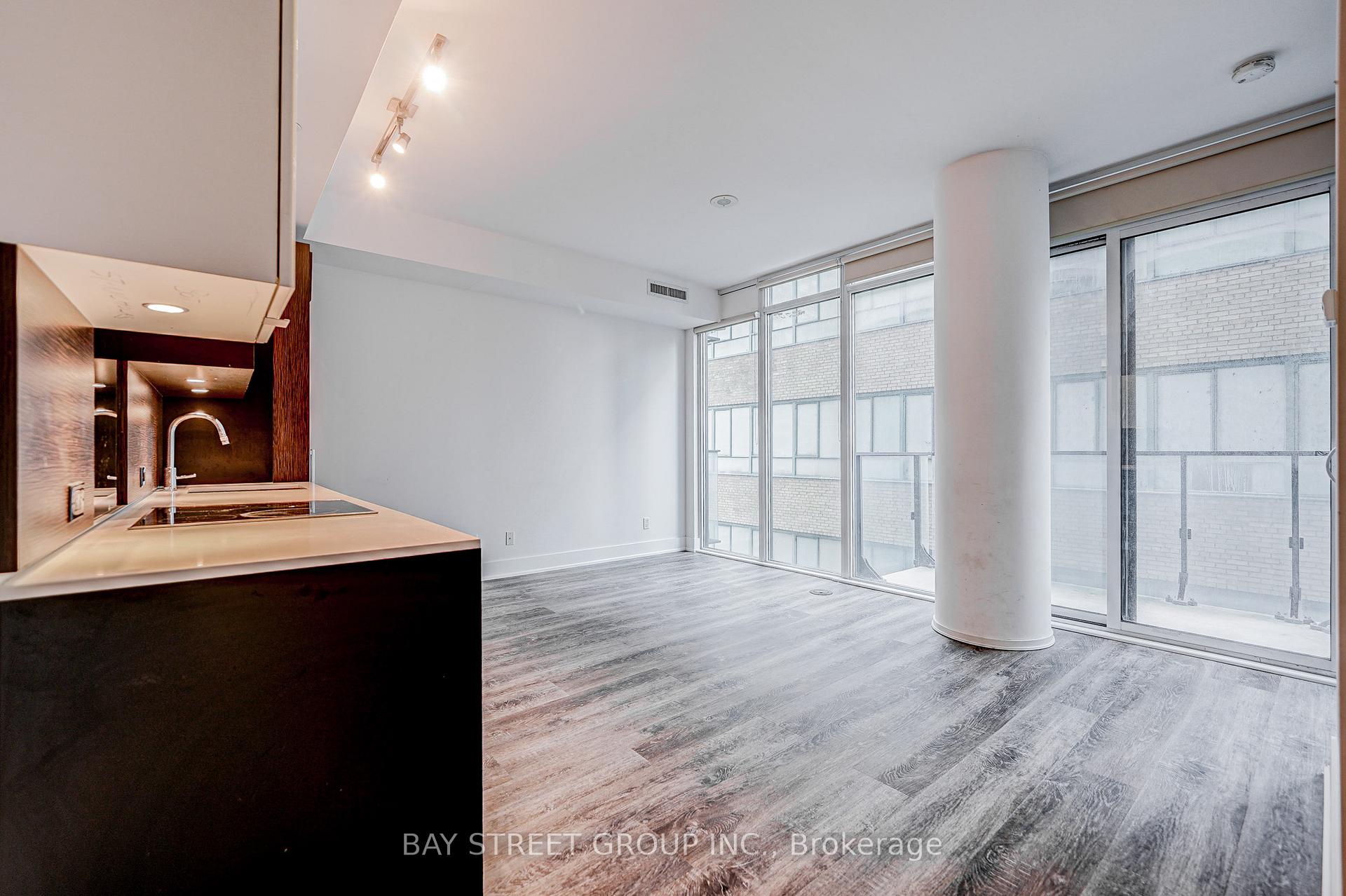 Photo 9 of Unit 609, 75 St Nicholas Street, Toronto, Bay Street Corridor — HOMEH