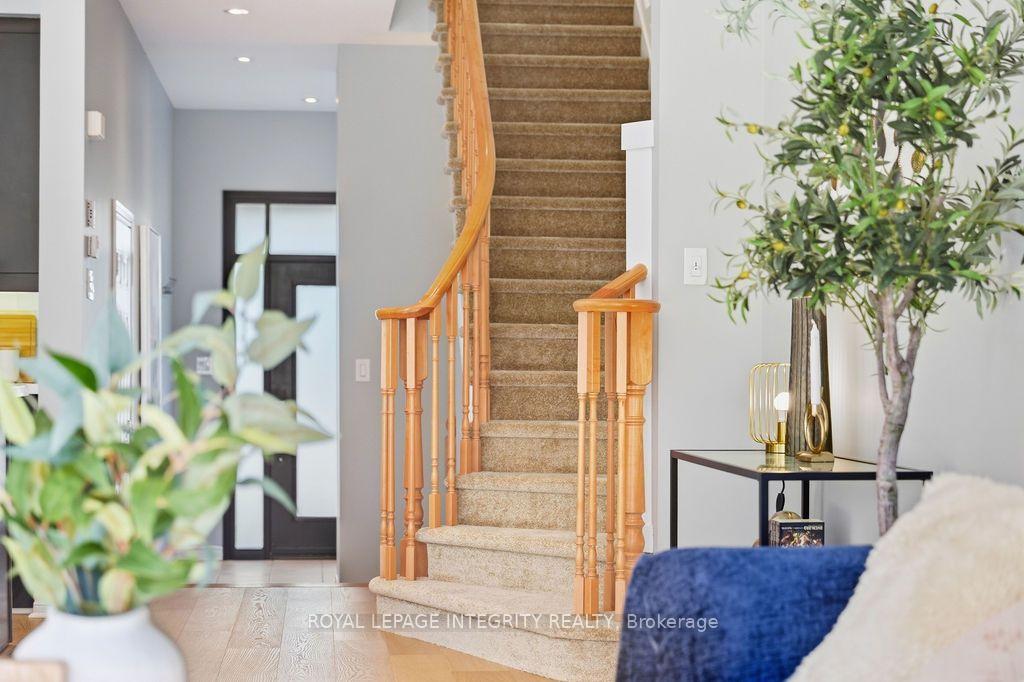 Photo 9 of 1014 Ottenbrite Crescent, Ottawa, Kanata - Kanata Lakes/Heritage Hills — HOMEH
