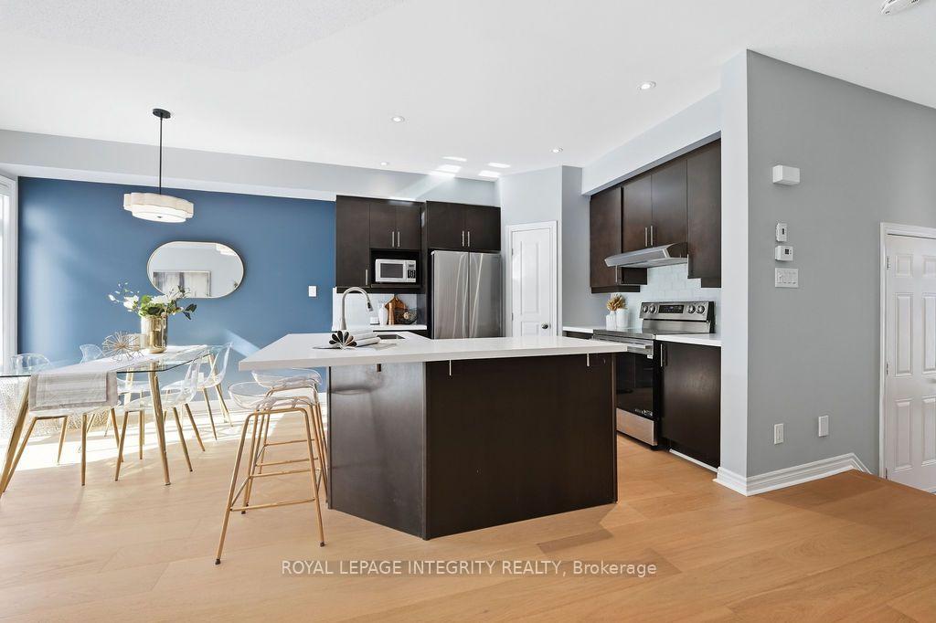 Photo 11 of 1014 Ottenbrite Crescent, Ottawa, Kanata - Kanata Lakes/Heritage Hills — HOMEH