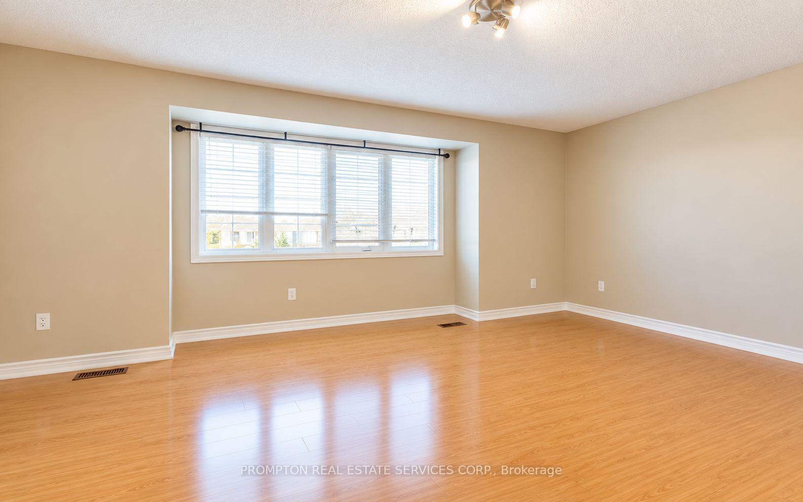 Photo 7 of 150 Matteo David Drive, Richmond Hill, Rouge Woods — HOMEH