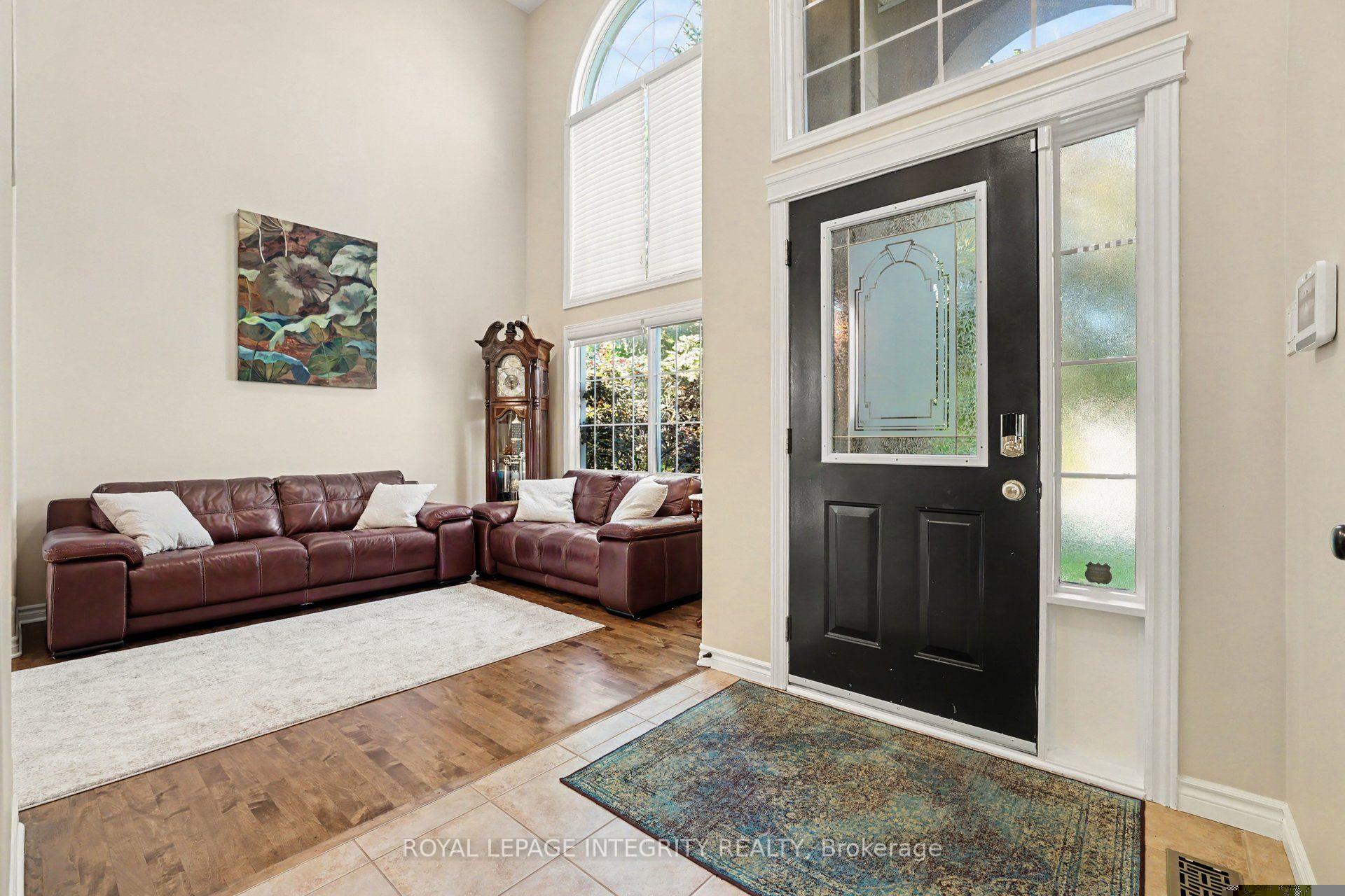 Photo 4 of 92 Broughton Street, Ottawa, Kanata - Kanata Lakes/Heritage Hills — HOMEH