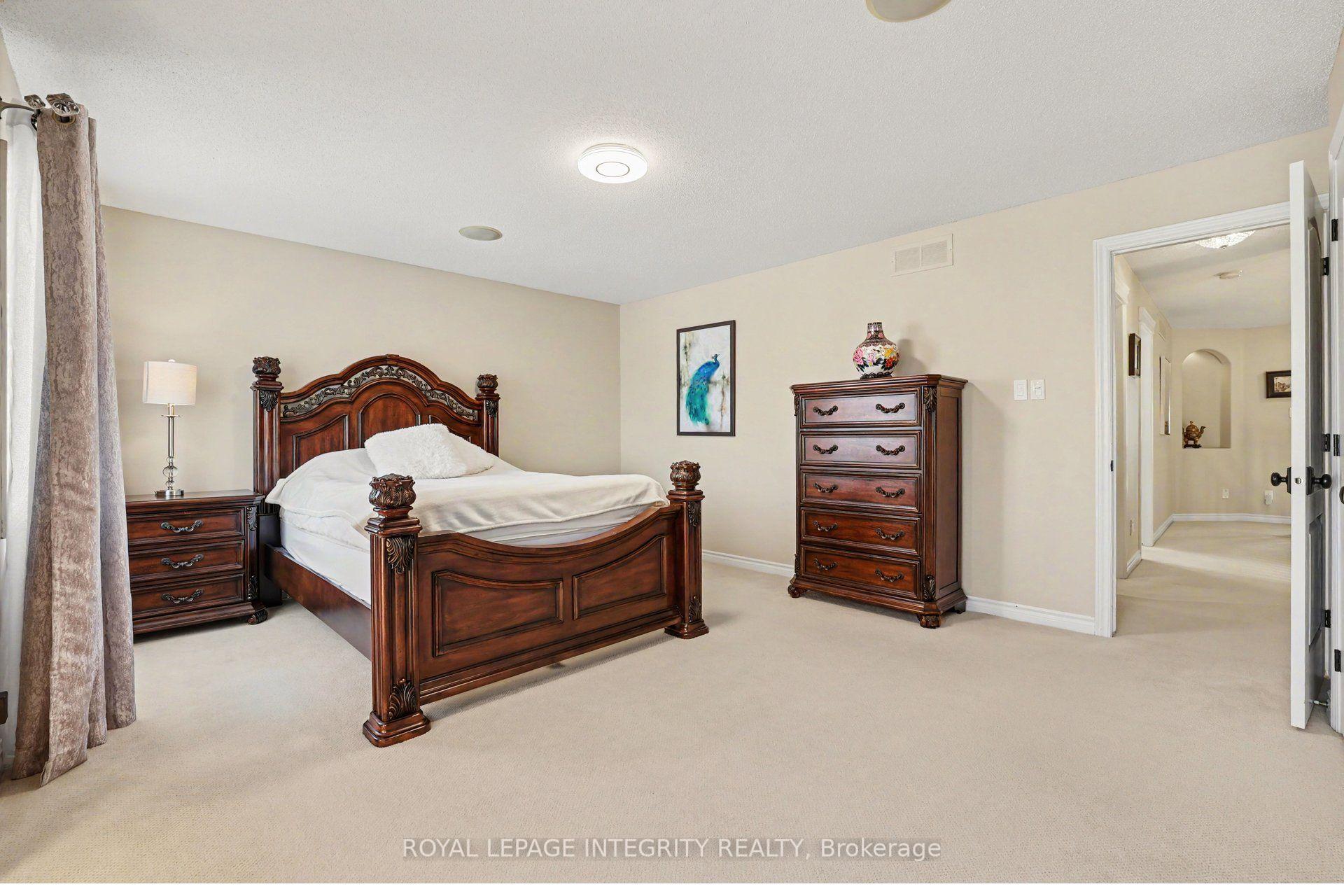 Photo 32 of 92 Broughton Street, Ottawa, Kanata - Kanata Lakes/Heritage Hills — HOMEH