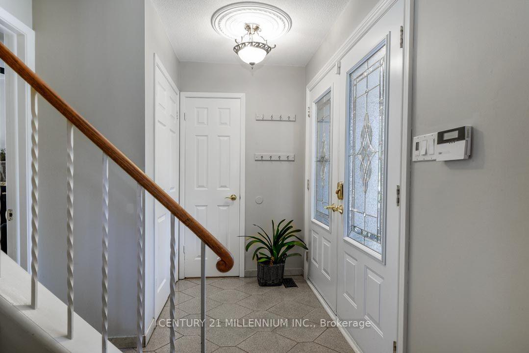 Photo 10 of 1666 Spruce Drive, Caledon, Caledon Village — HOMEH